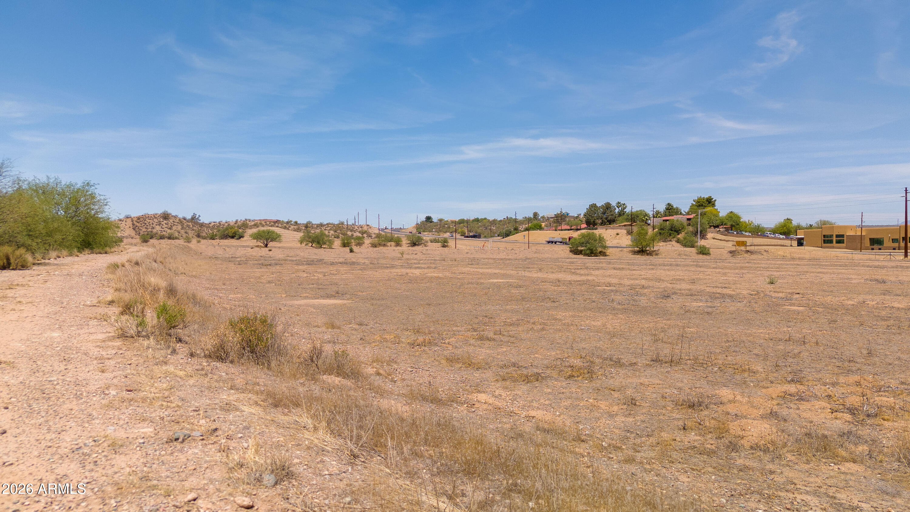 C-3 COMMERCIAL Major Acreage - Land