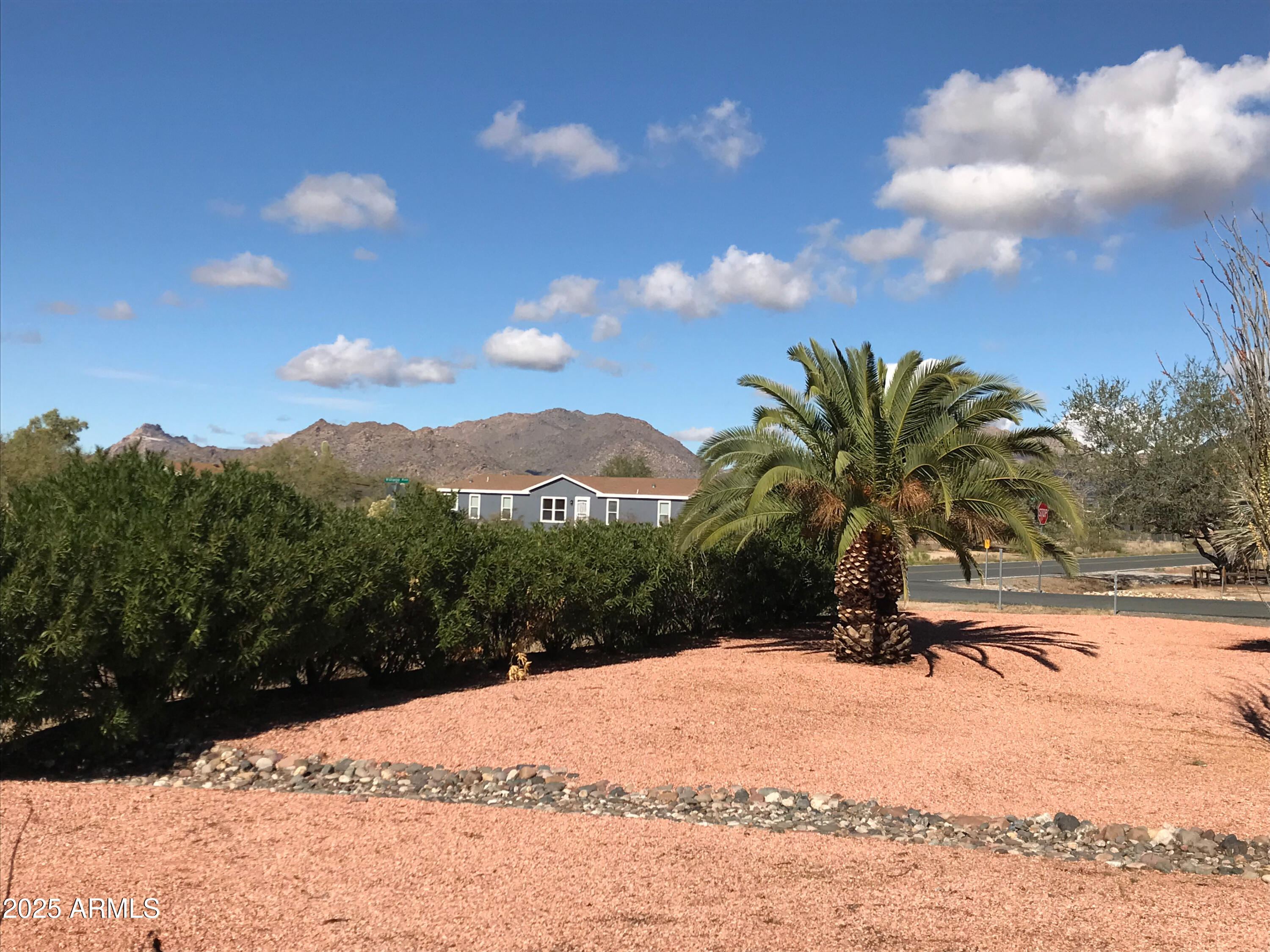 23275 W LOS HUESOS Way