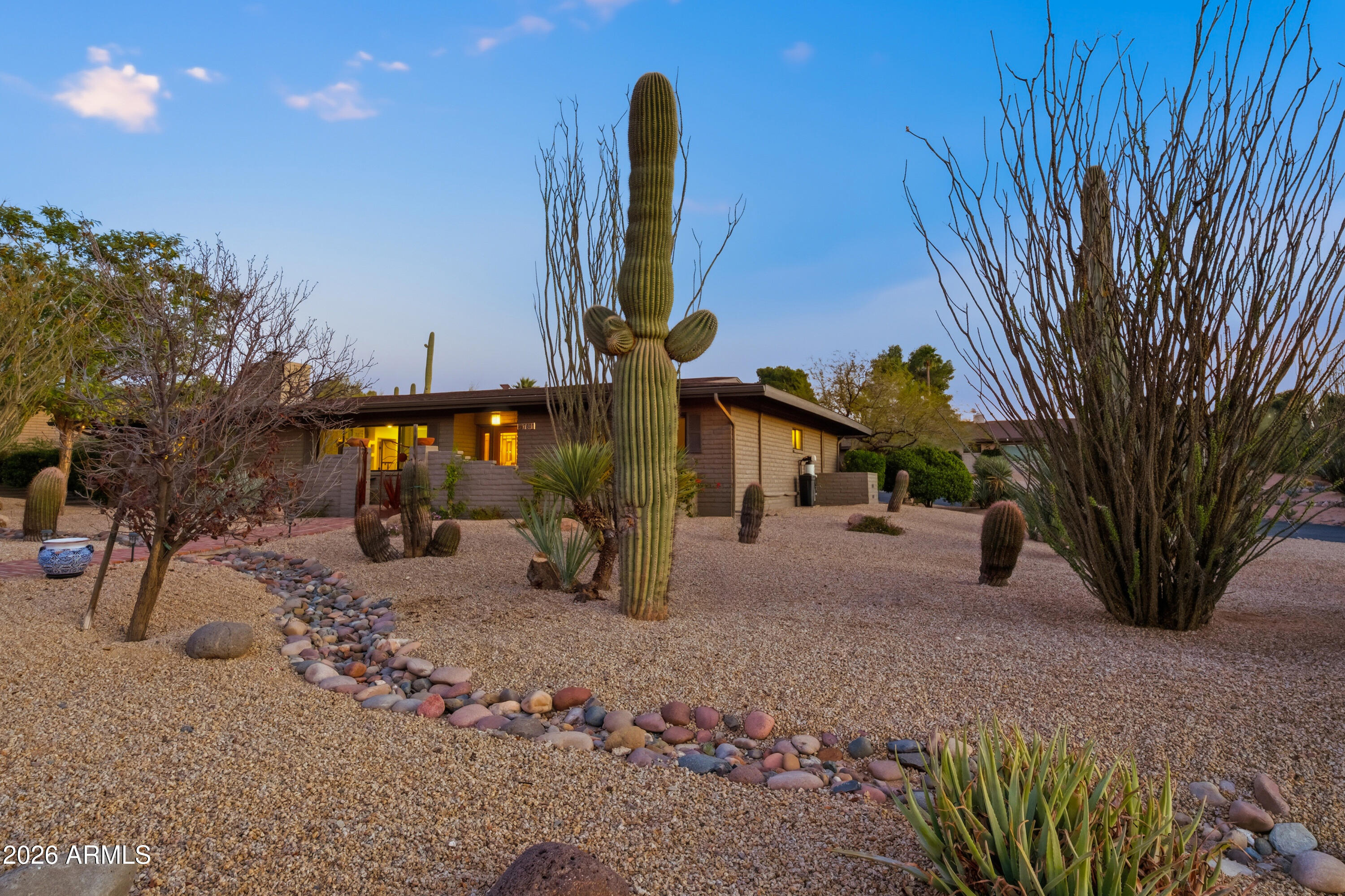 7801 E Carefree Drive