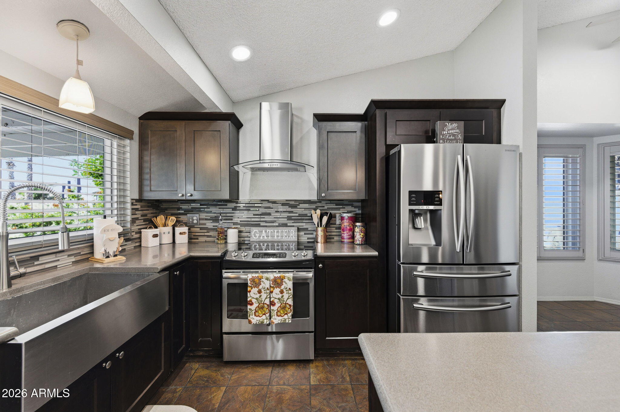 1849 W CALLE DEL NORTE --