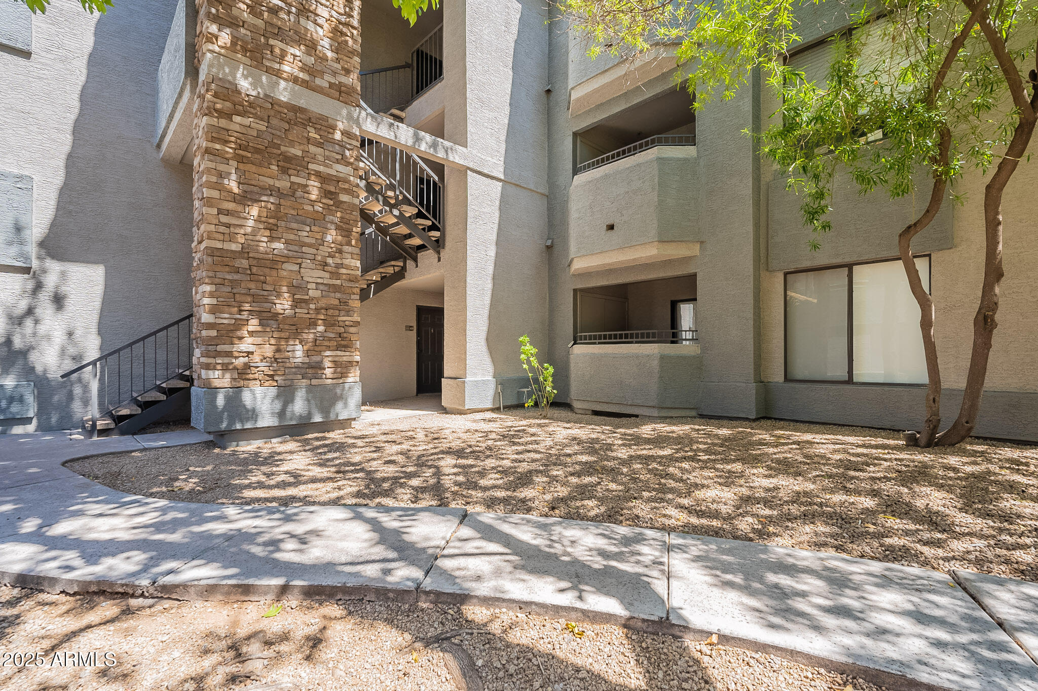 2025 E CAMPBELL Avenue 129