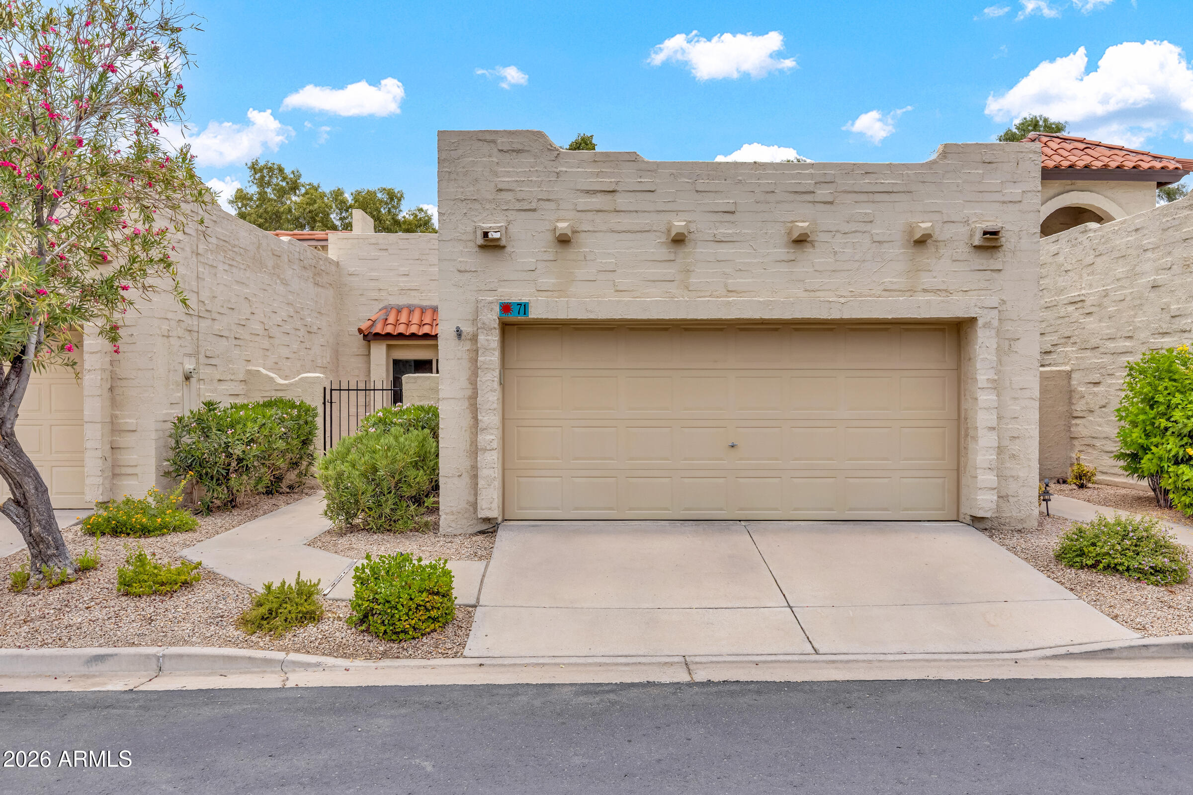 1235 N SUNNYVALE -- 71