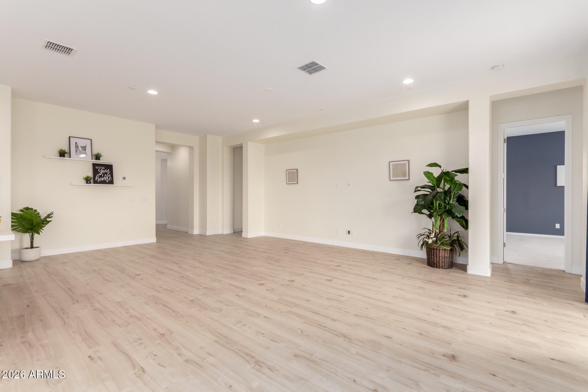 18453 W ELWOOD Street