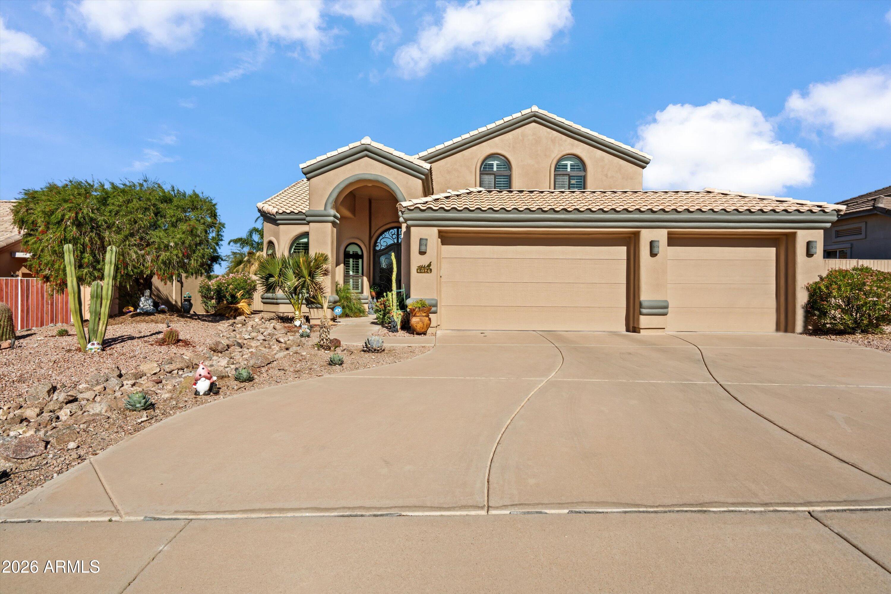 6026 E VERMILLION Circle