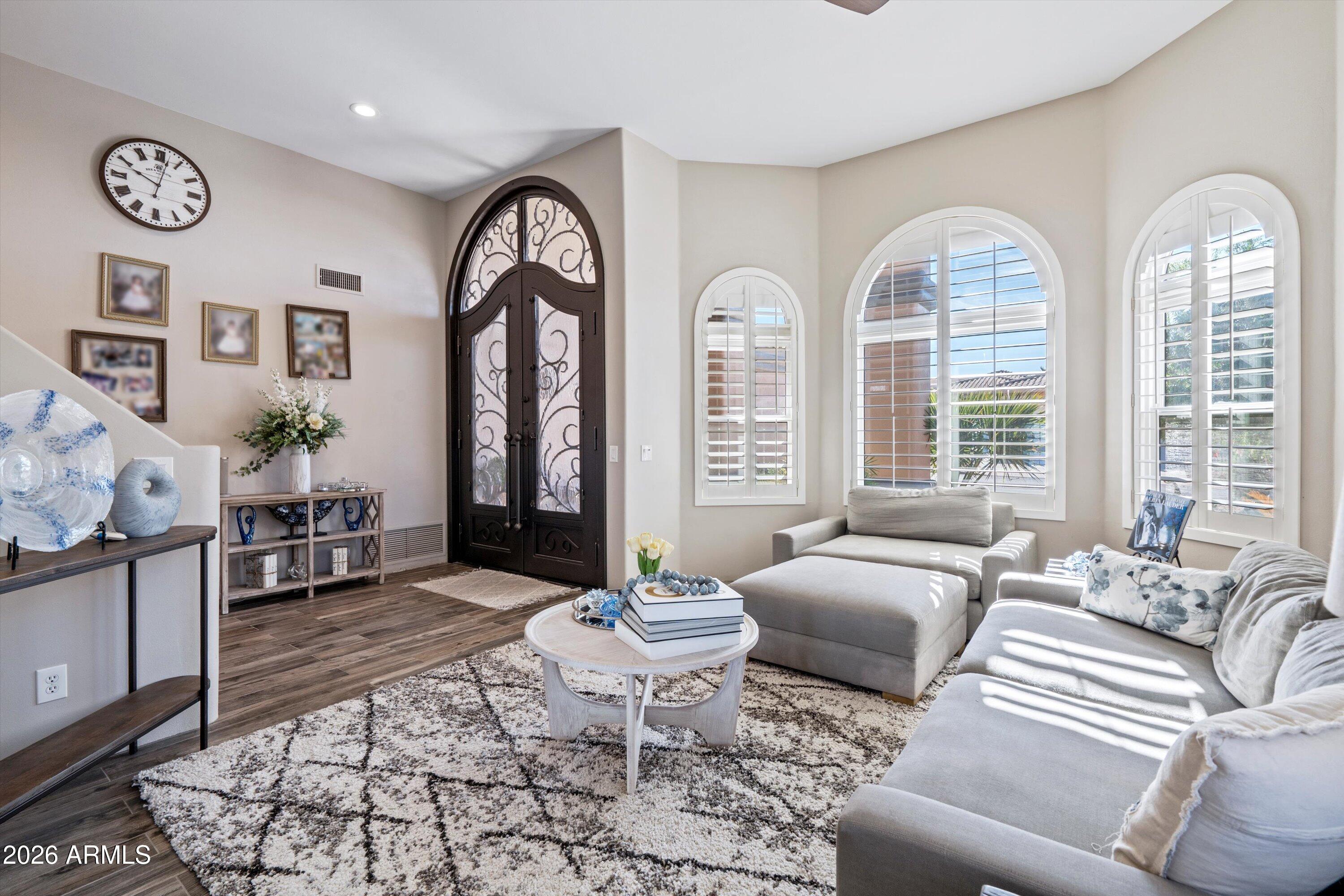 6026 E VERMILLION Circle