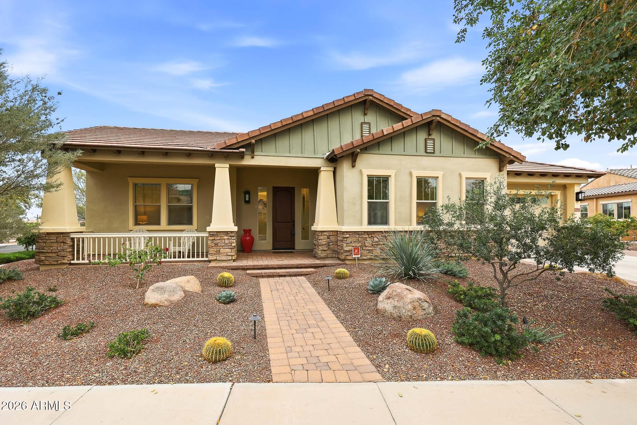 20725 W Pasadena Avenue