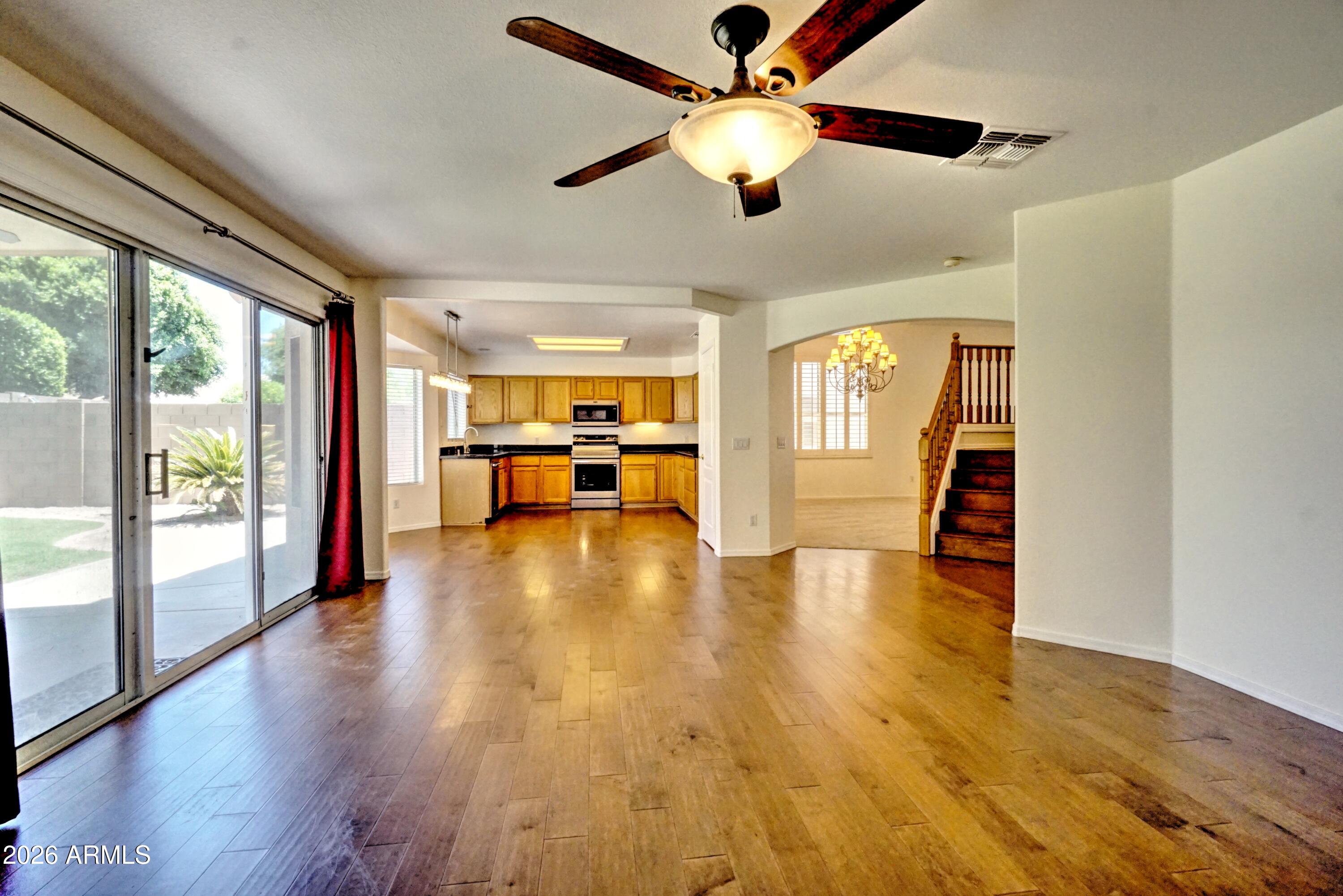 4402 E DESERT WIND Drive