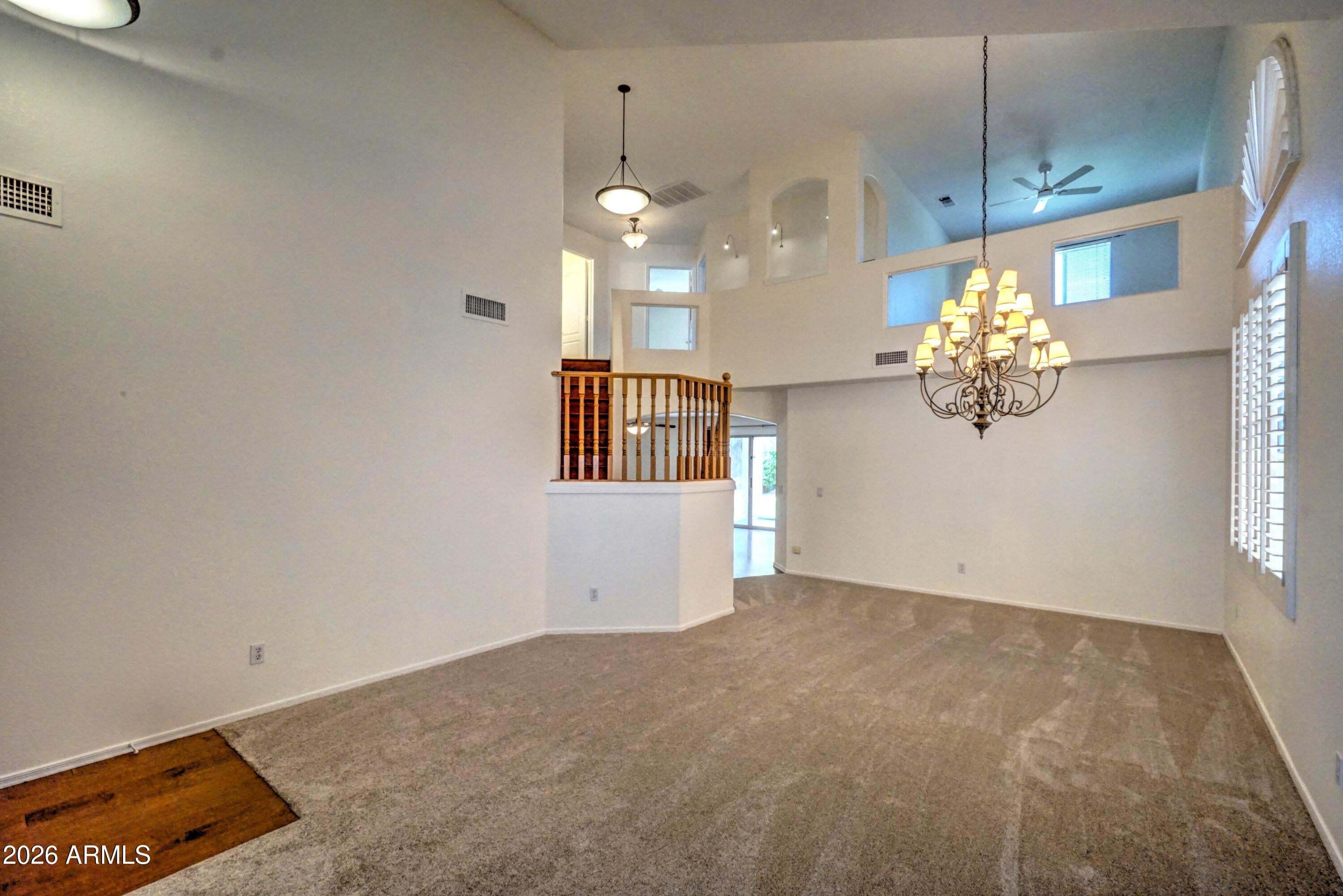 4402 E DESERT WIND Drive