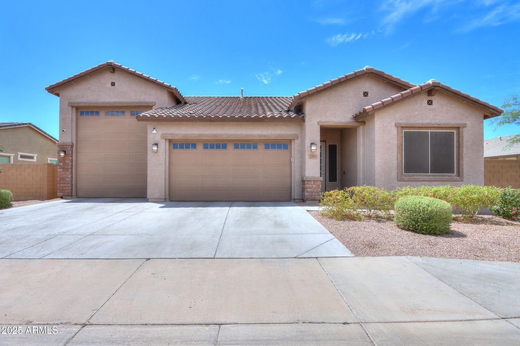 Photo of 2519 N Casa Grande Avenue, Casa Grande, AZ 85122 (MLS # 6908367)