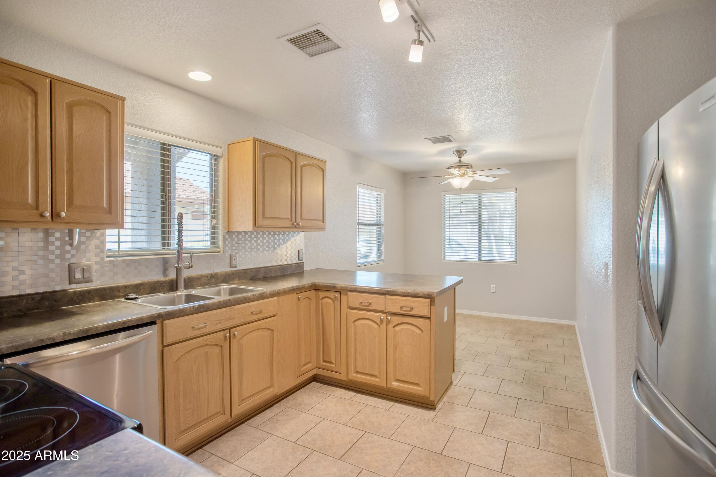 HOLIDAY AT PUEBLO DEL SOL PHASE 2 - Residential