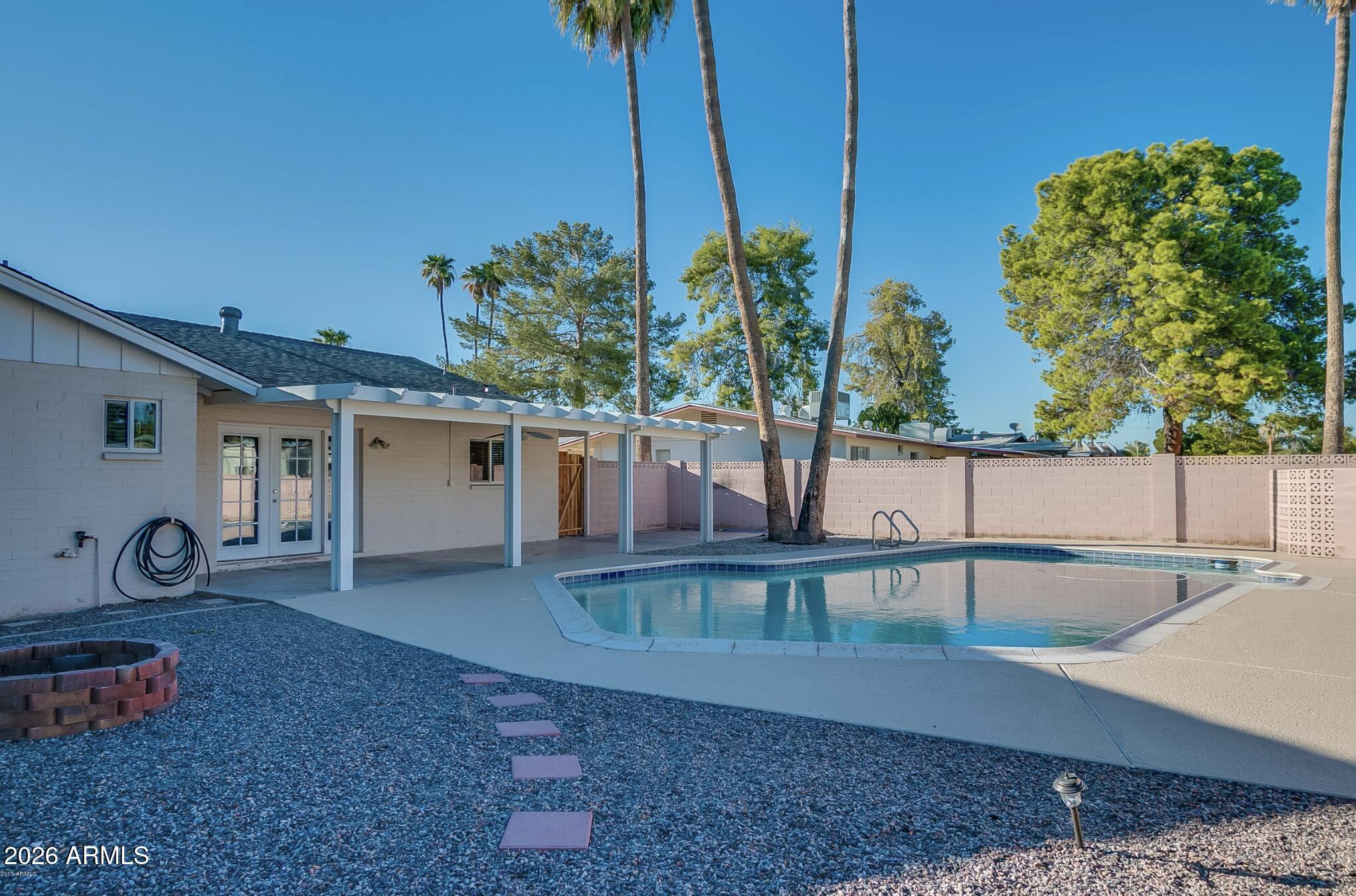 2513 S KACHINA Circle