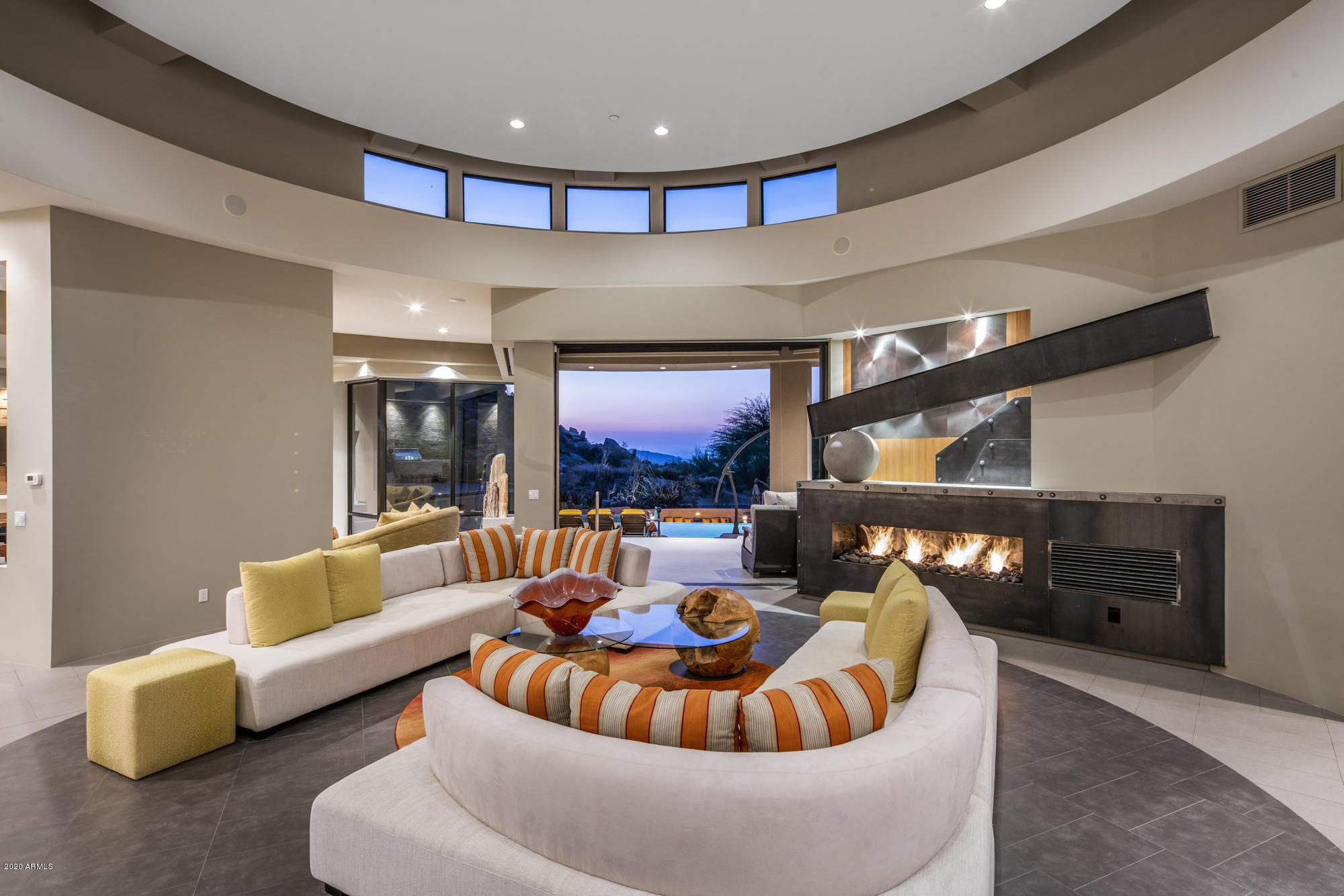 PINNACLE CANYON AT TROON NORTH - Residential