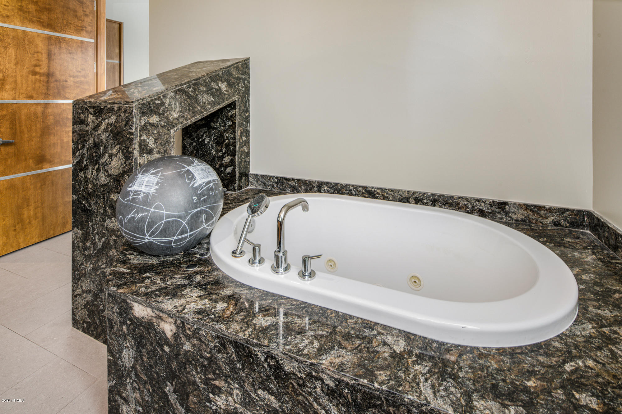 PINNACLE CANYON AT TROON NORTH - Residential
