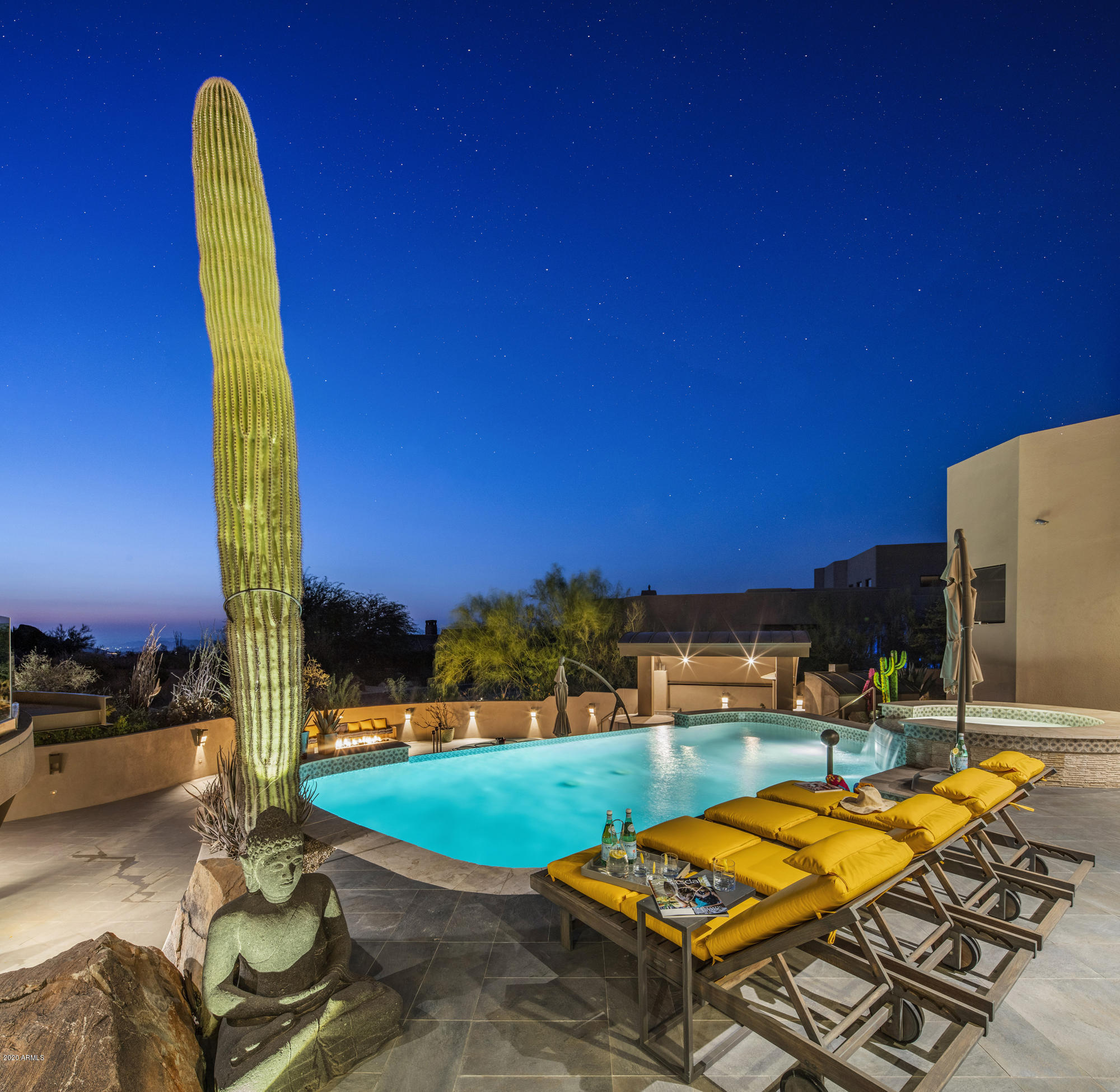 PINNACLE CANYON AT TROON NORTH - Residential