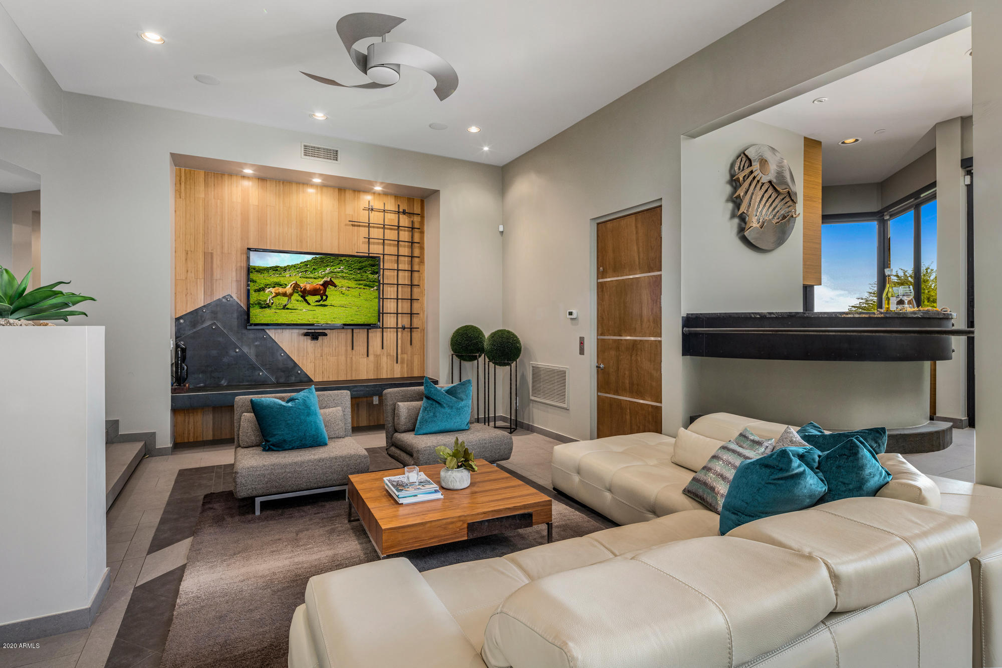 PINNACLE CANYON AT TROON NORTH - Residential