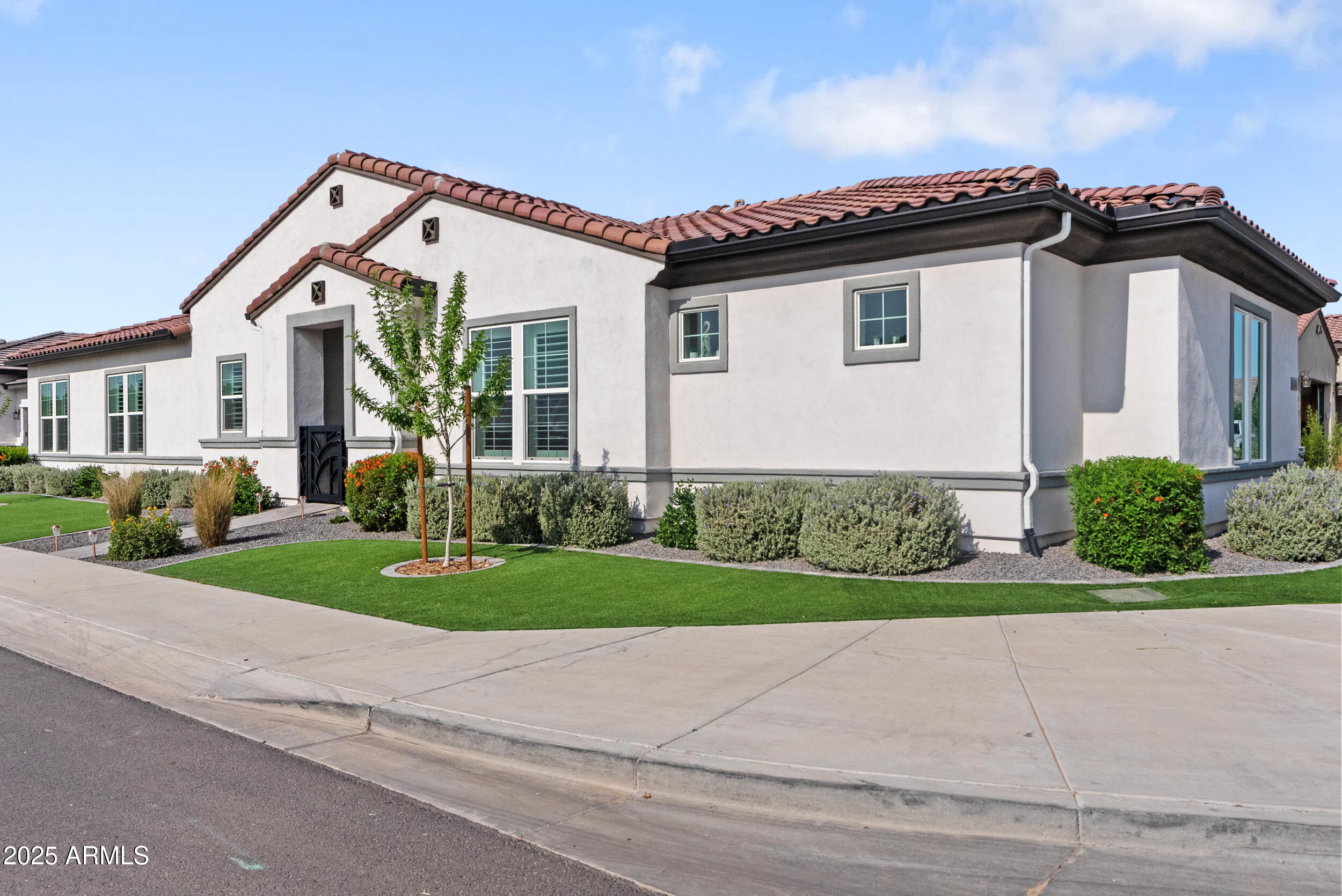 17385 W SUGAR HILL Court