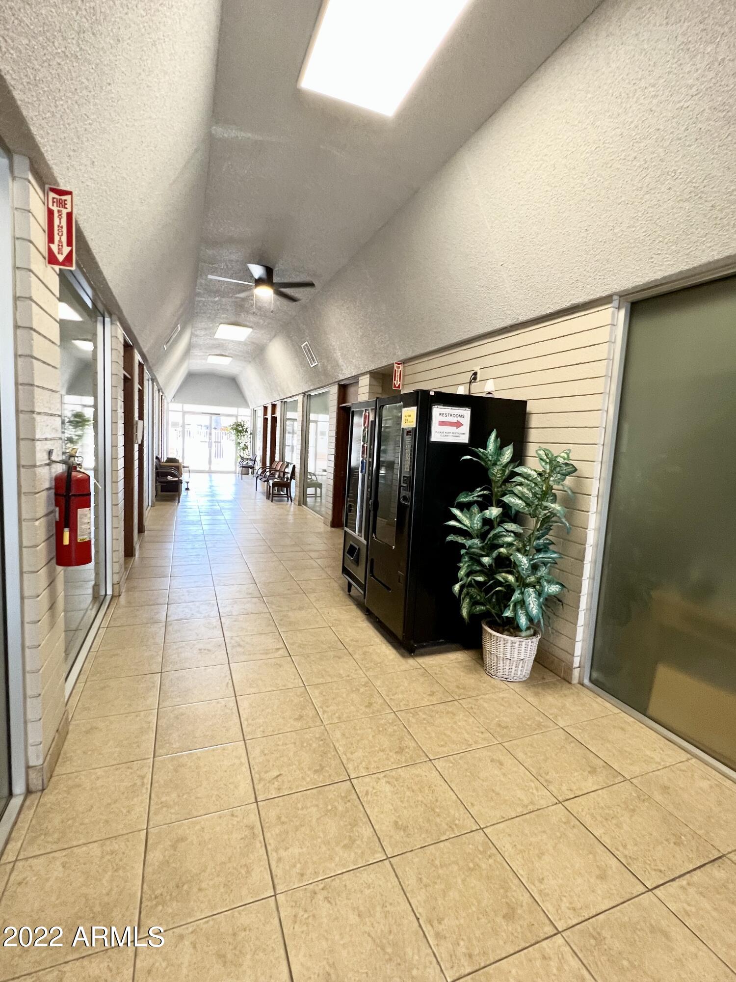 5008 W Glendale Avenue 165