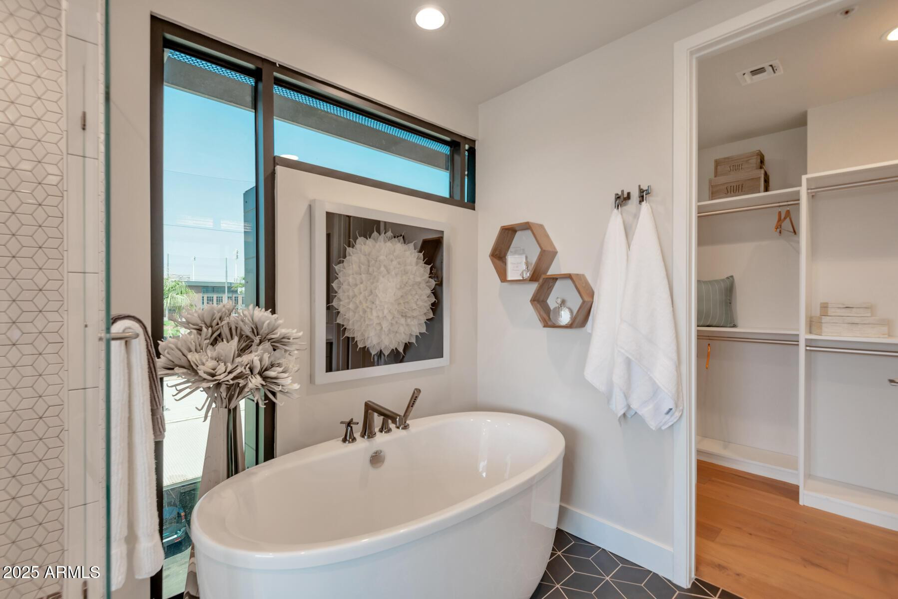 7550 E Osborn Road #1001