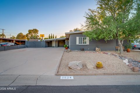 Property photo of 2624 N 68th Place, Scottsdale, AZ 85257