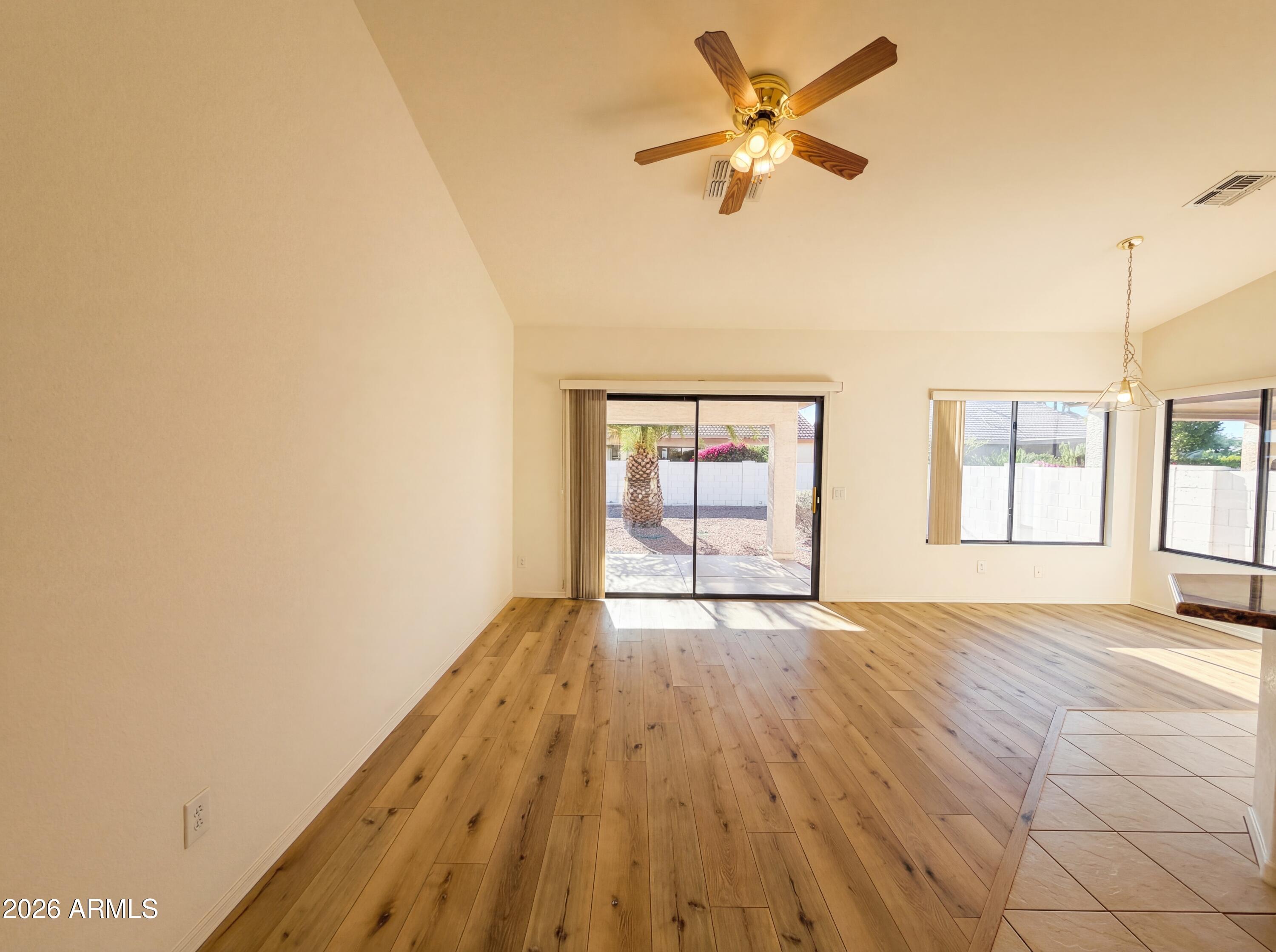 25210 S WYOMING Avenue