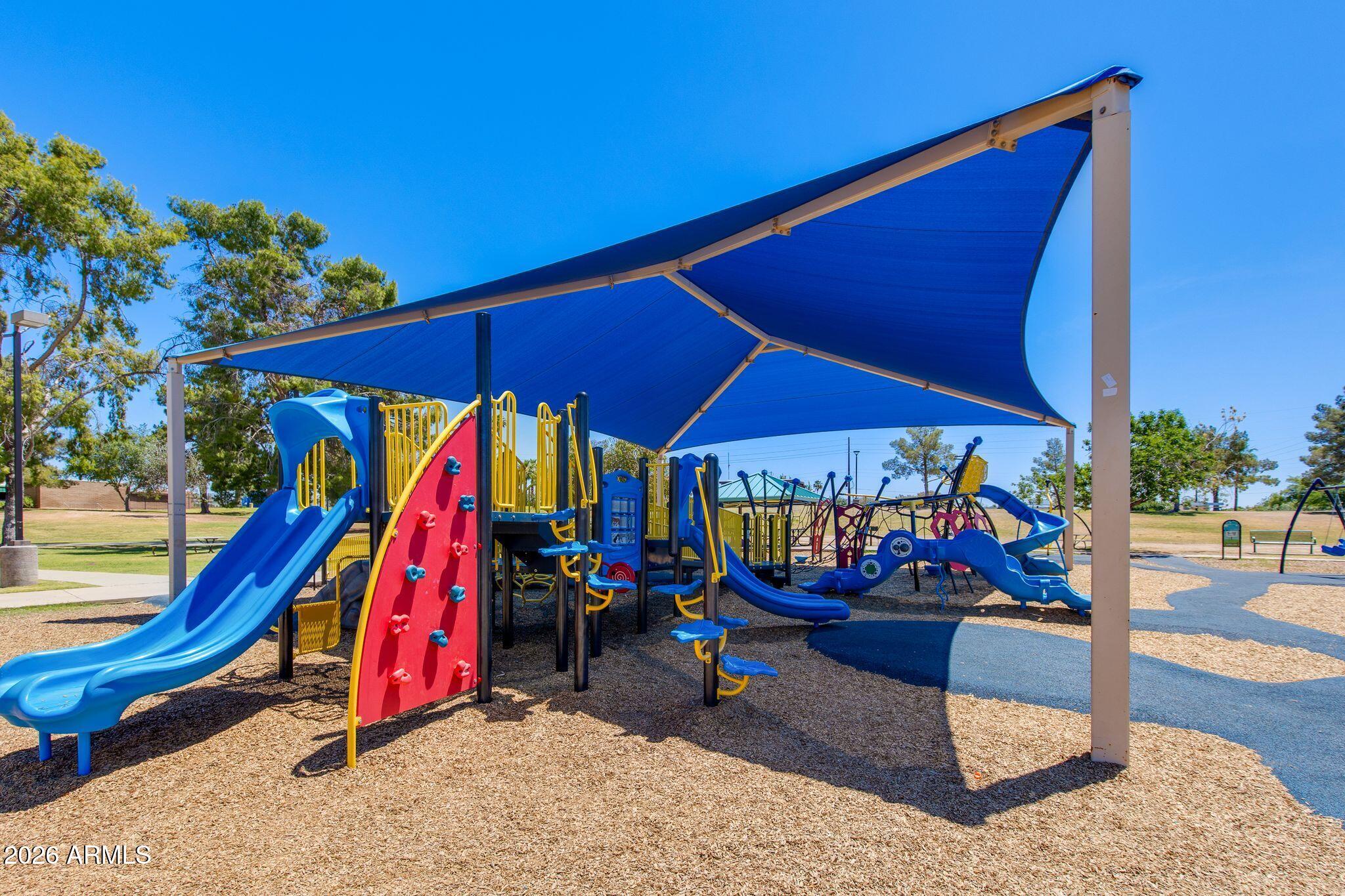 EL CHAPARRAL VILLAS - Residential