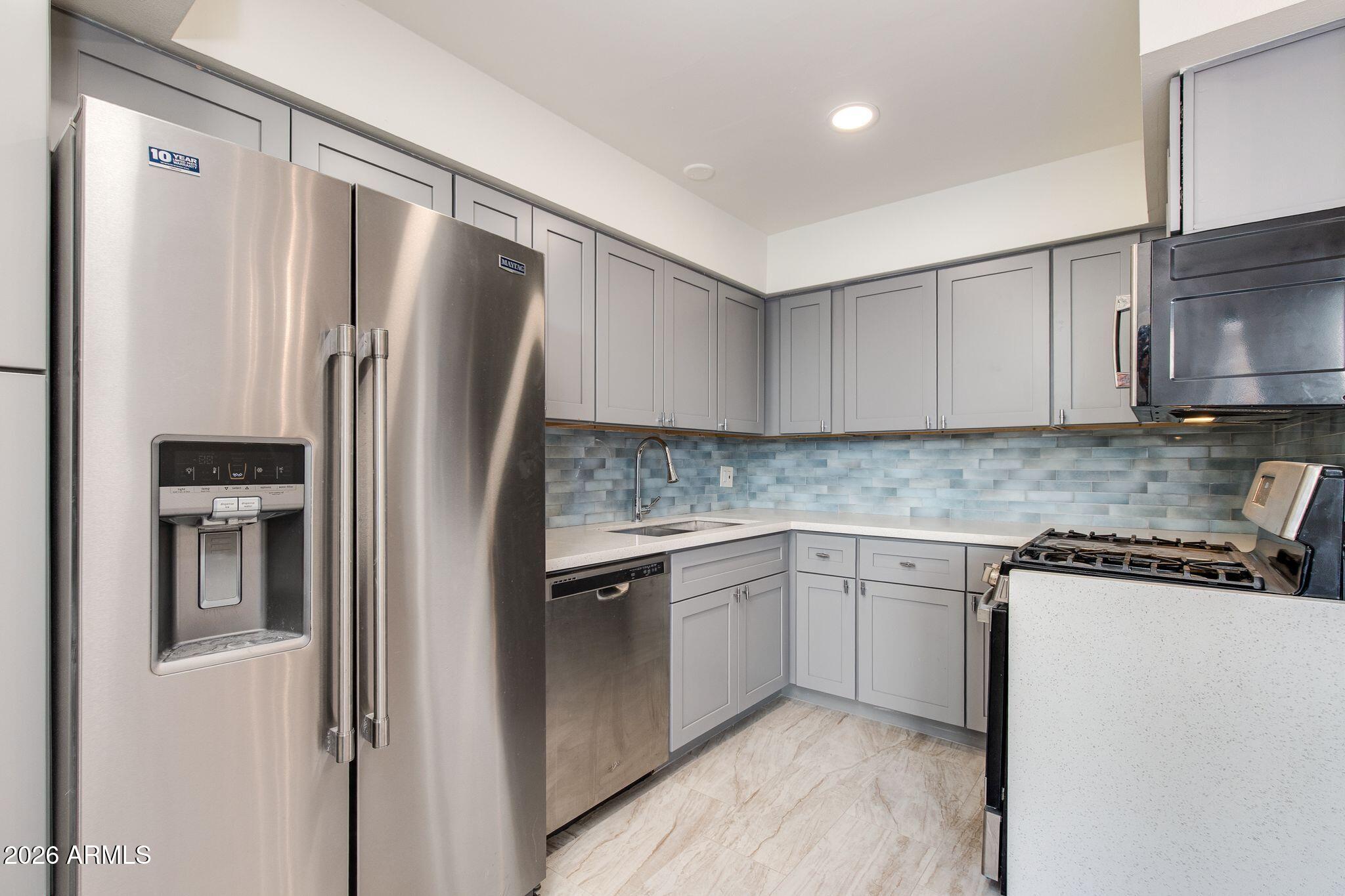 EL CHAPARRAL VILLAS - Residential