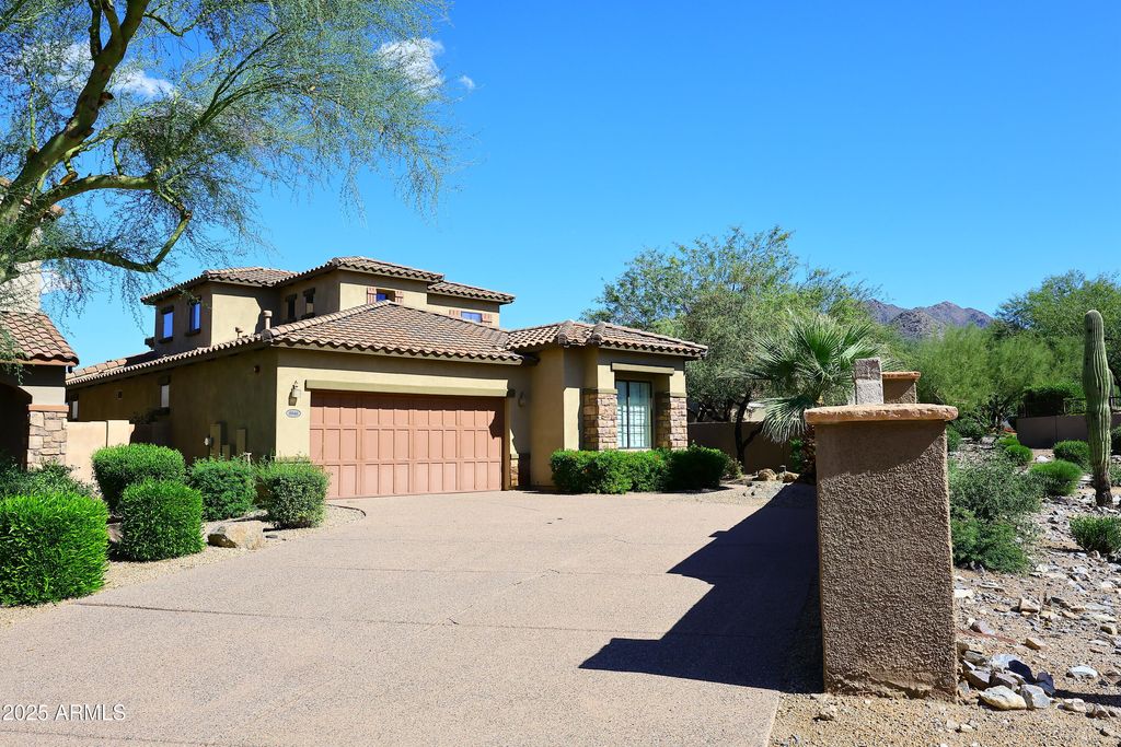 Photo of 9946 E Cactus Trail, Scottsdale, AZ 85255 (MLS # 6936007)