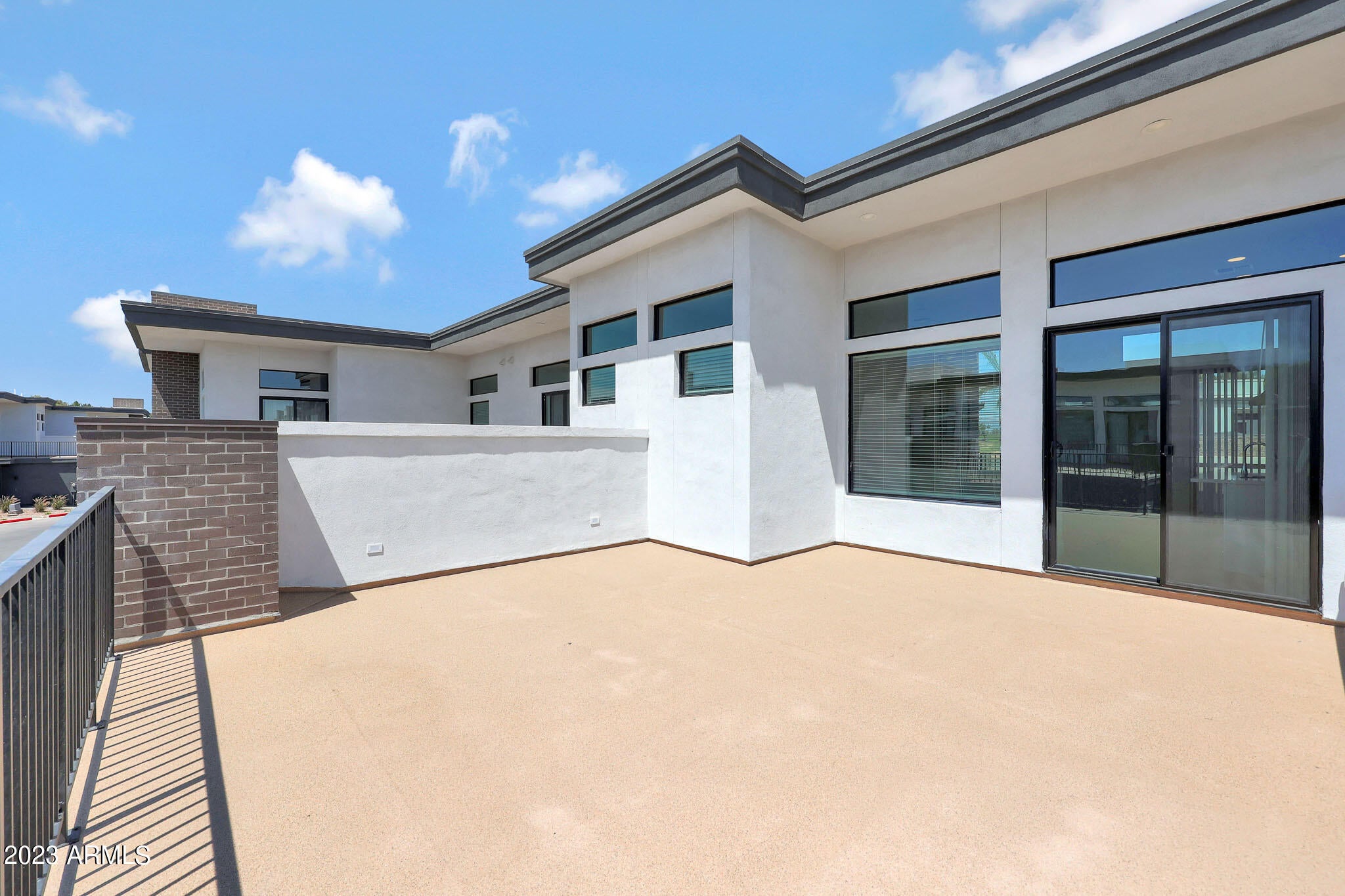 6060 E Baseline Road 143