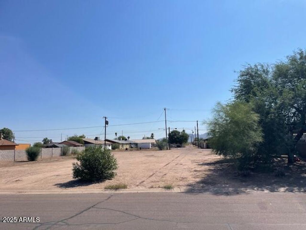 Photo of 507 N Santa Cruz Avenue #5, Eloy, AZ 85131 (MLS # 6907163)