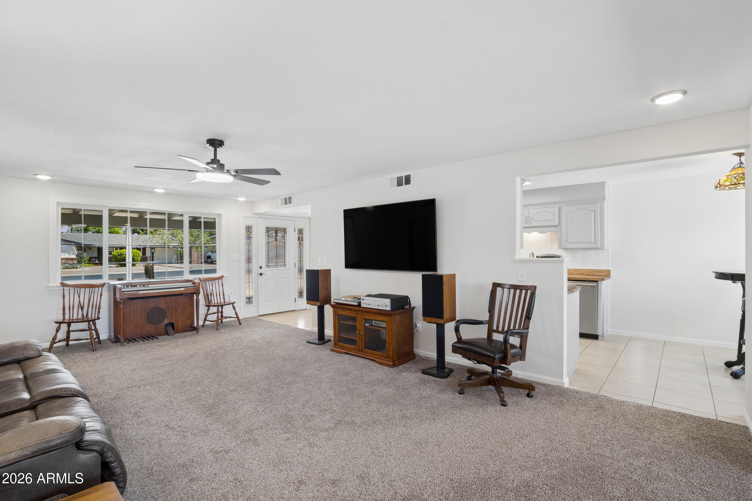 1041 S LONGWOOD Loop