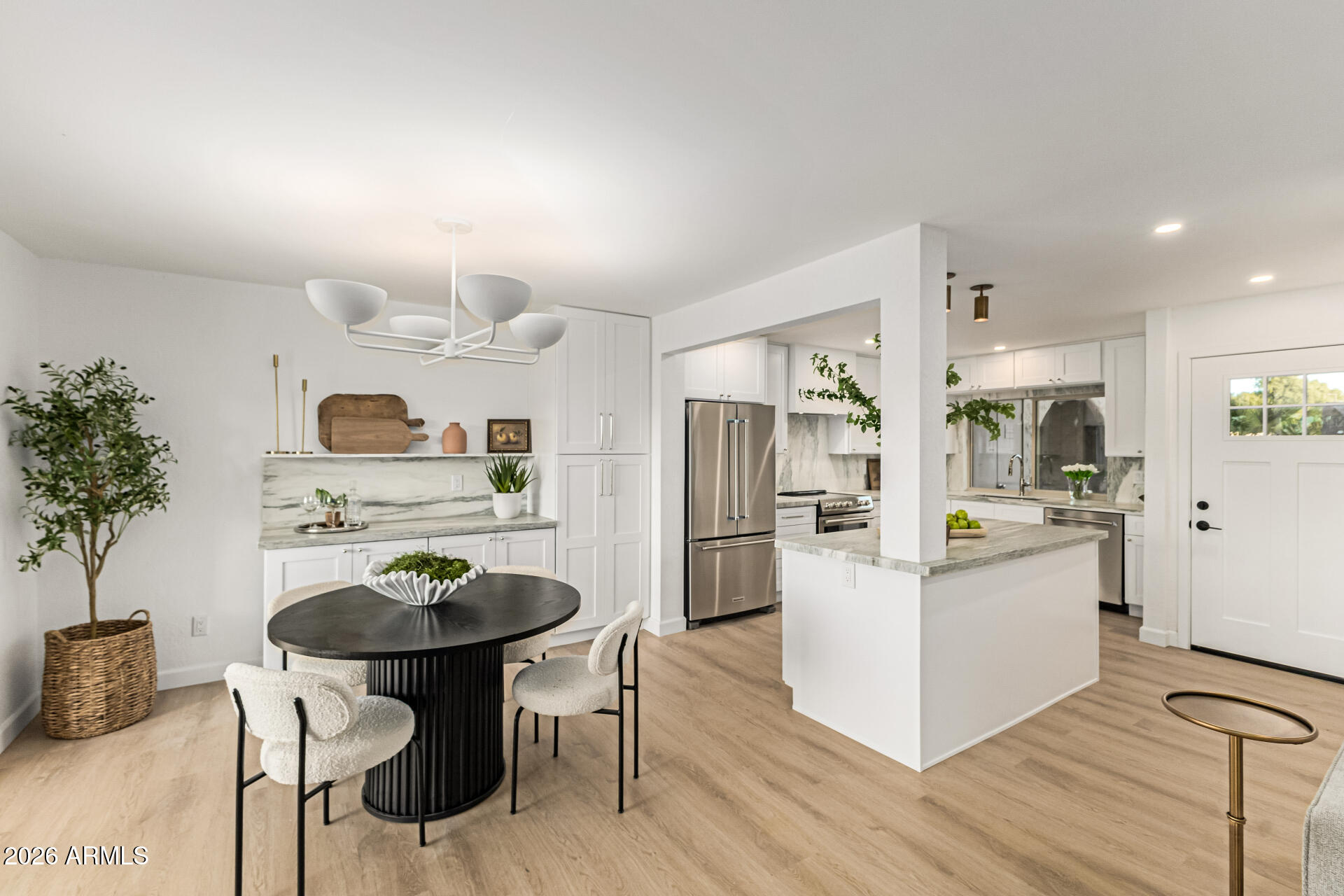 7304 N VIA CAMELLO DEL NORTE -- 81