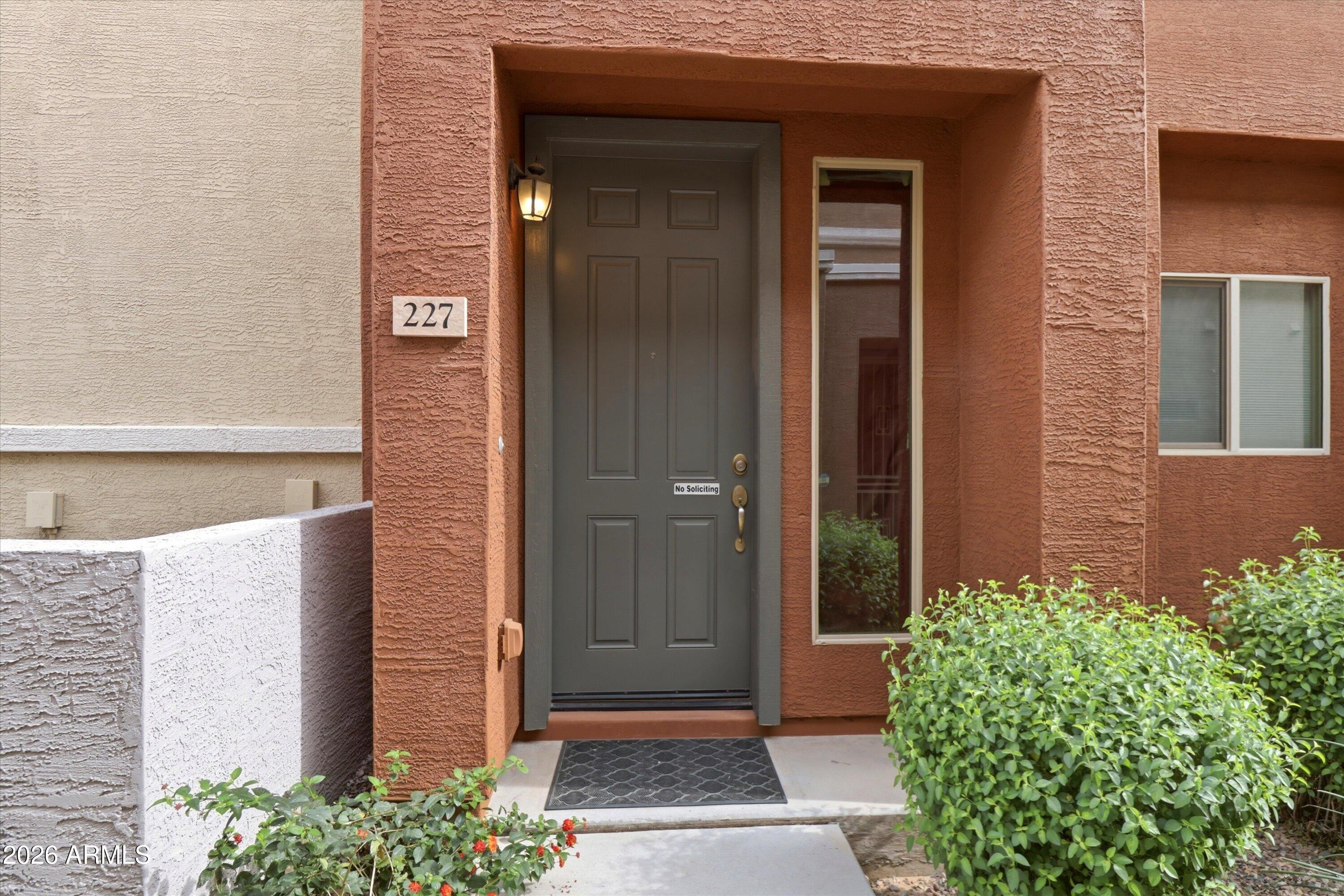 7726 E BASELINE Road 227