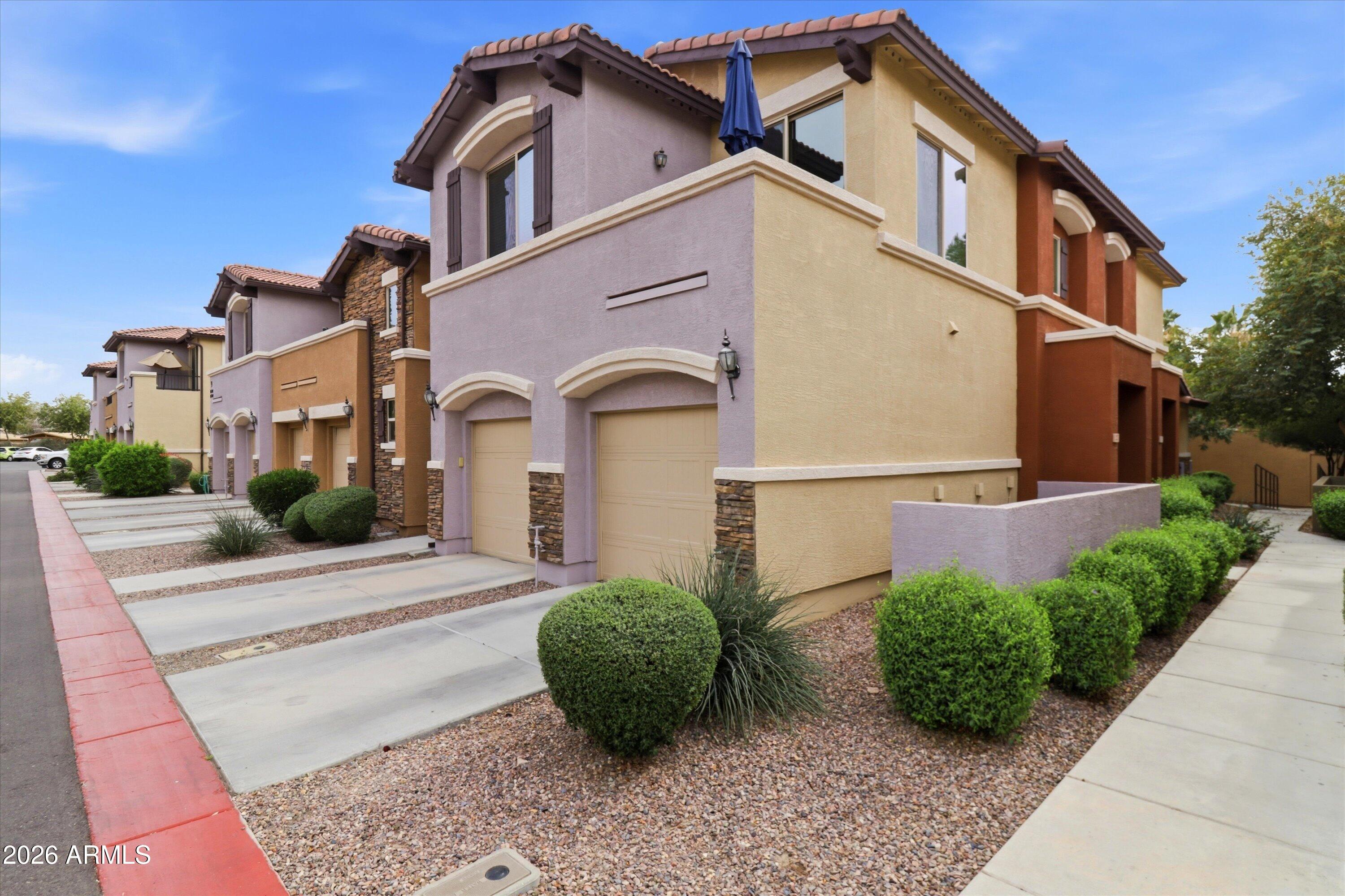 7726 E BASELINE Road 227