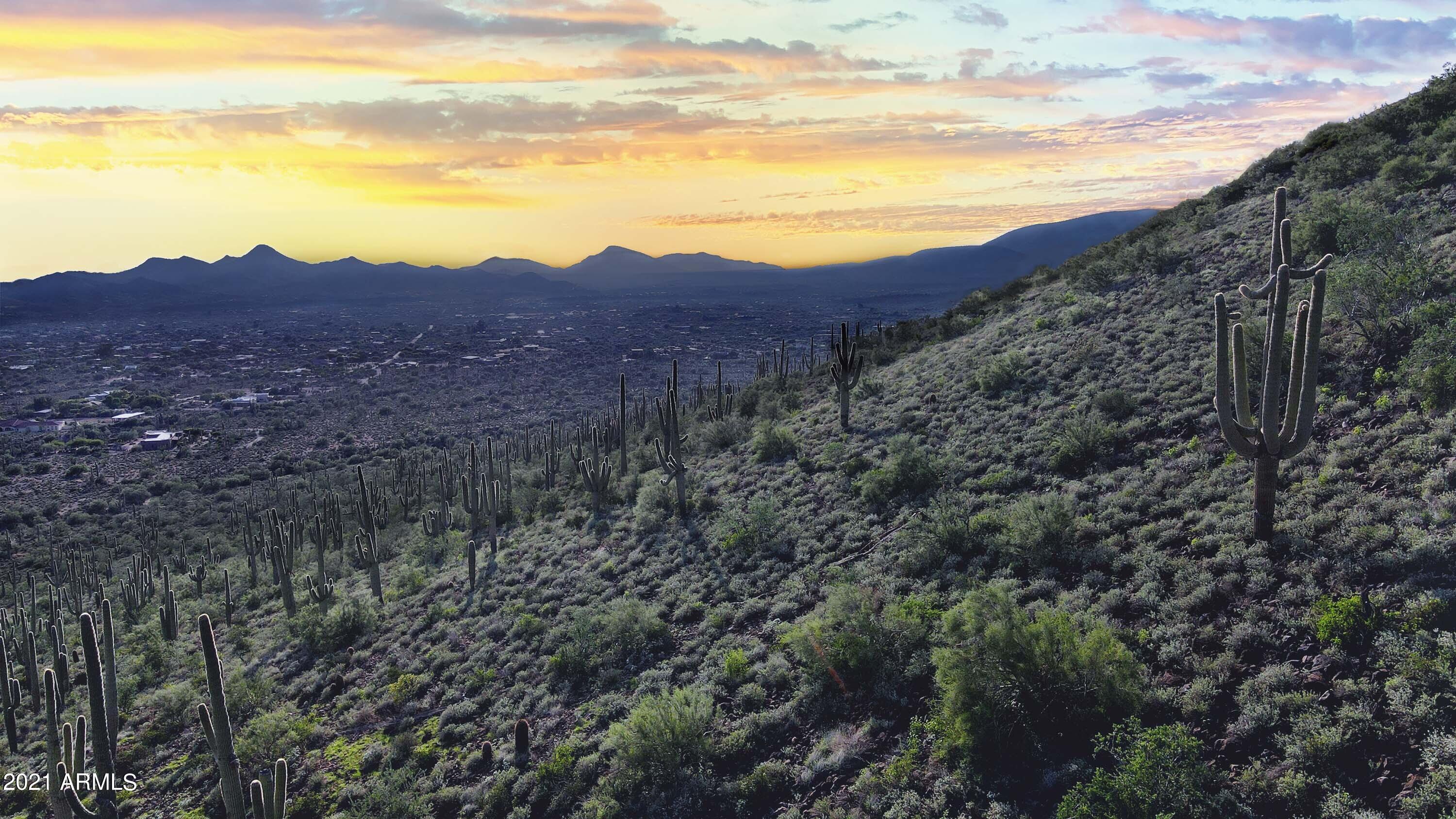 Mexican Hat Mountain - Land
