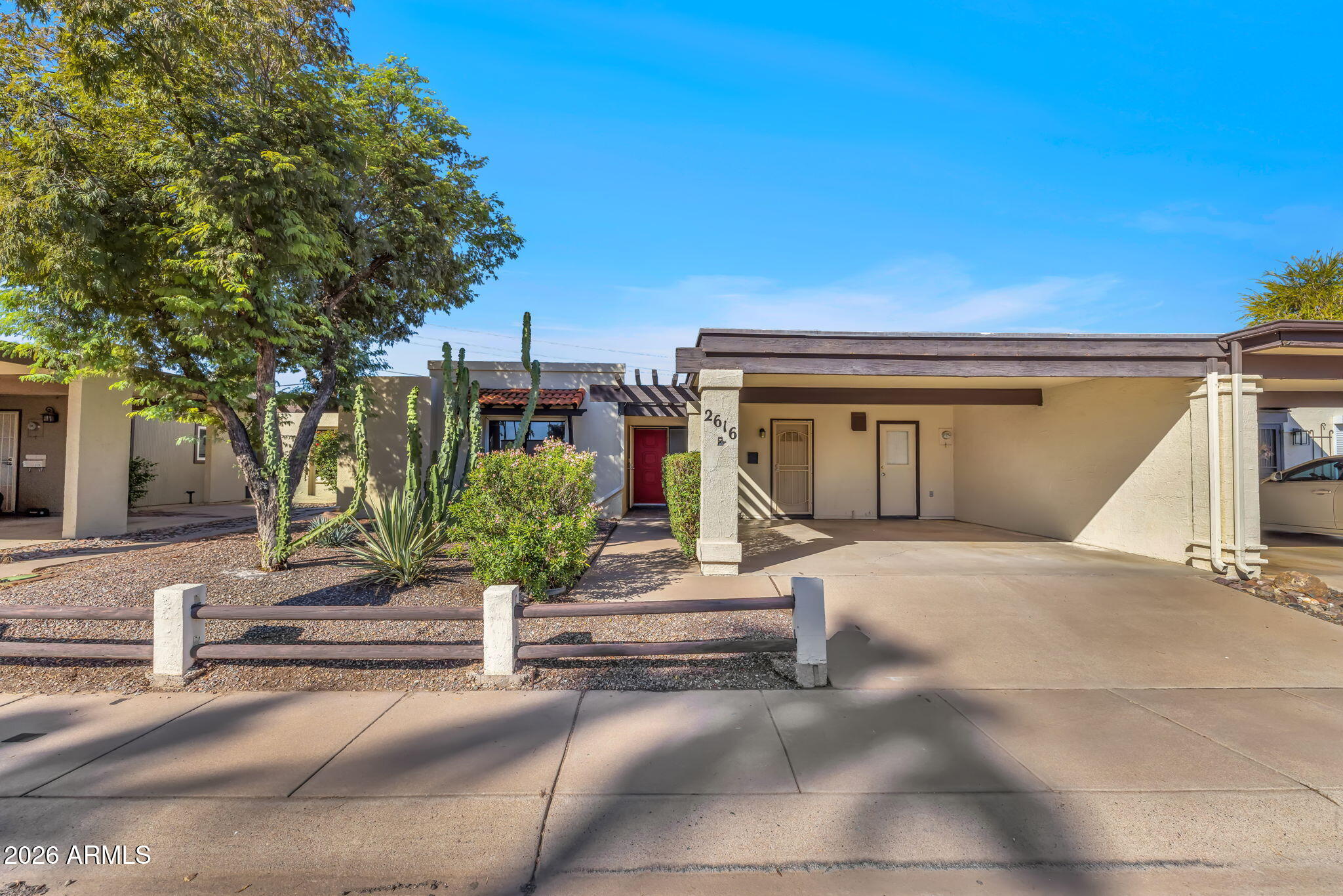 2616 S AZALEA Drive