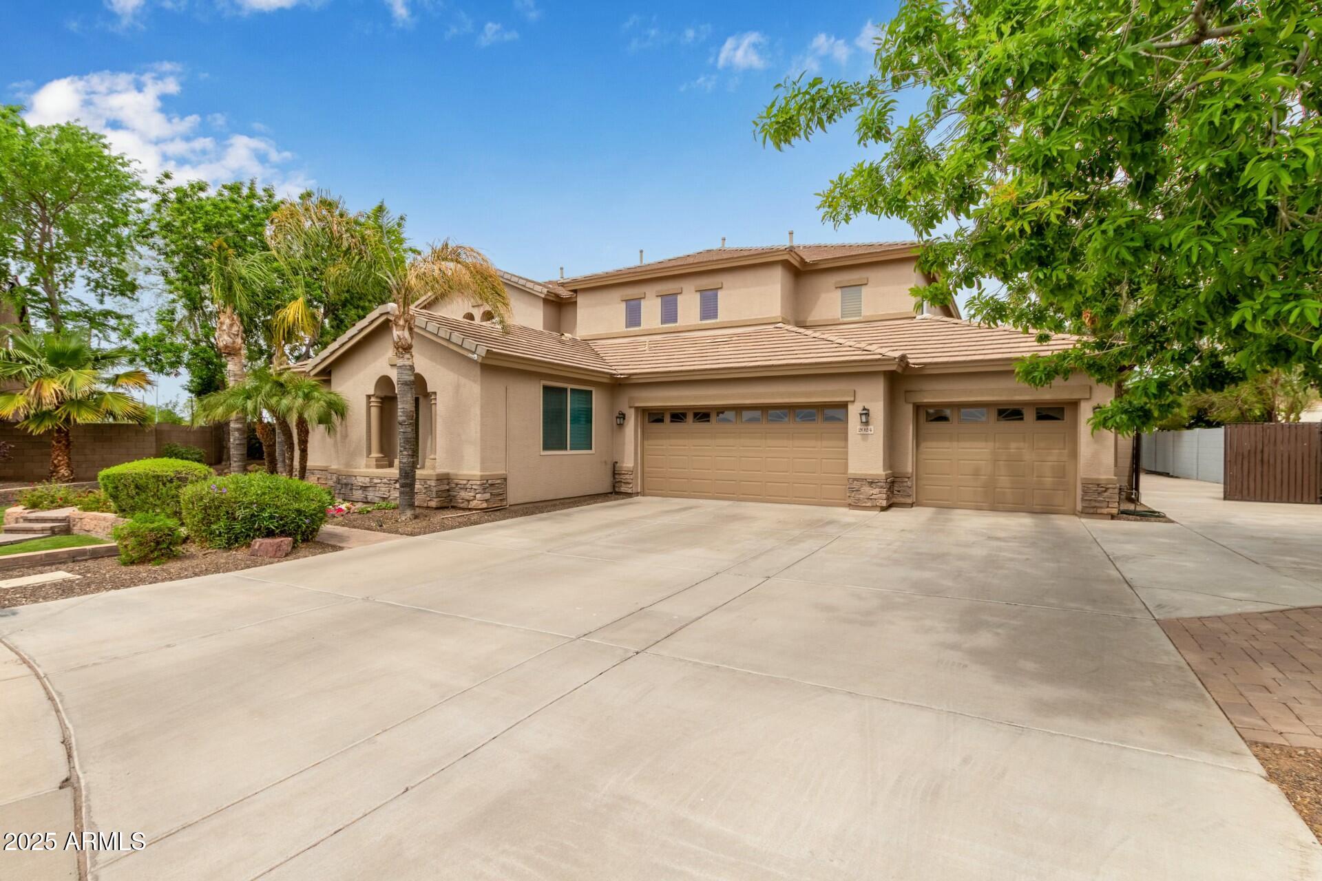 2024 E TAURUS Place