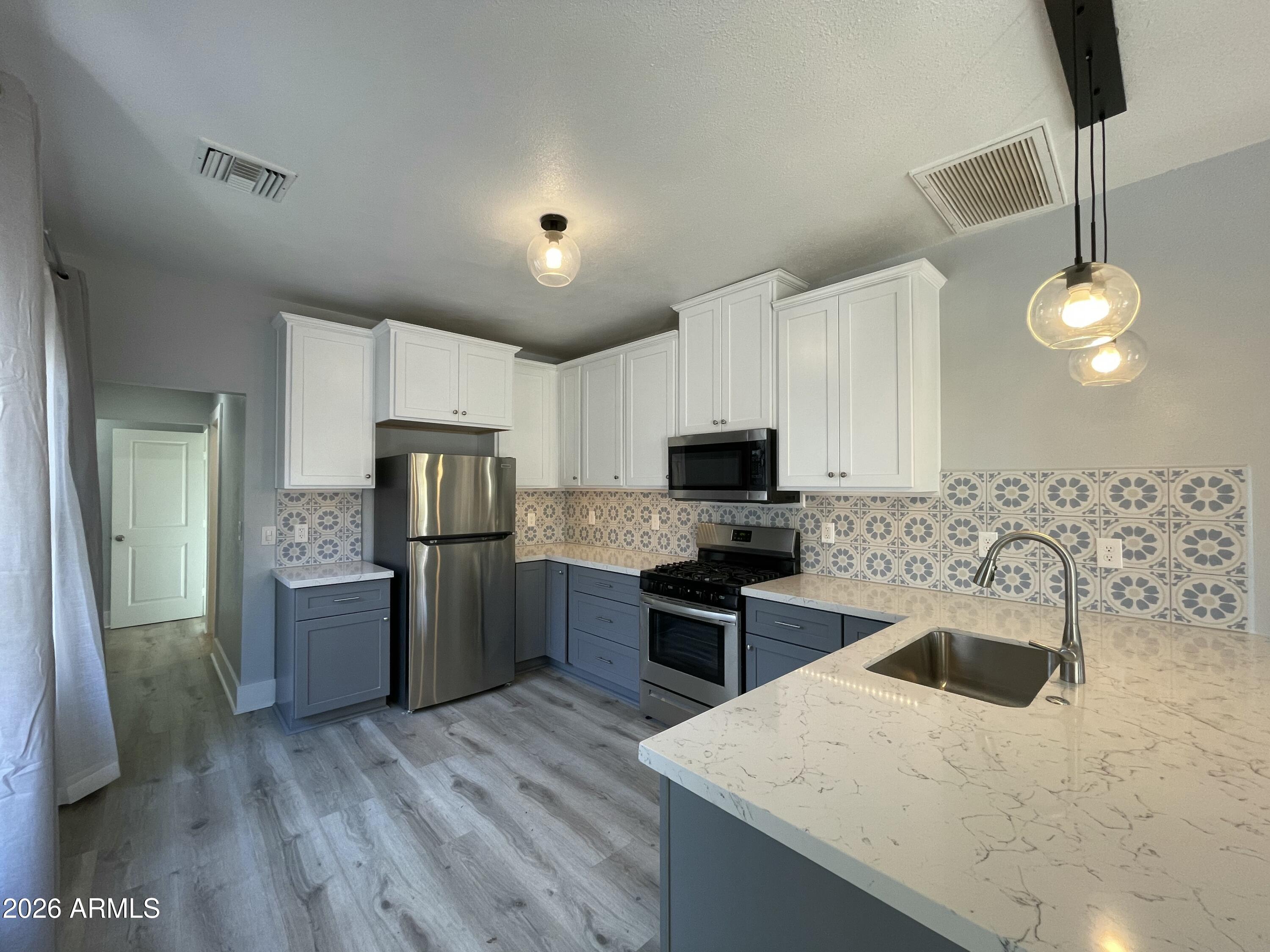 WOODLAND PLACE - Residential Income