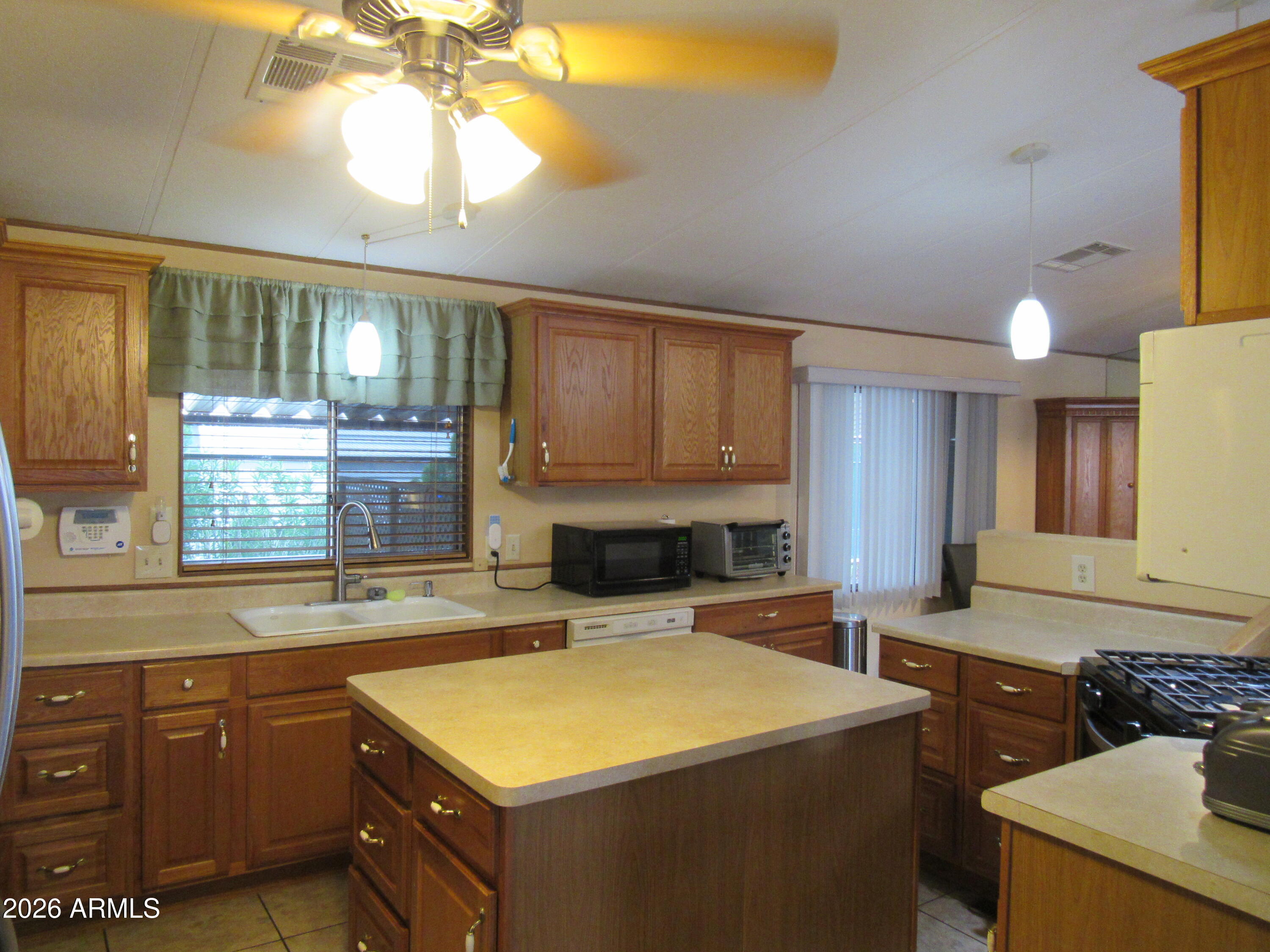 RINCON COUNTRY - Residential