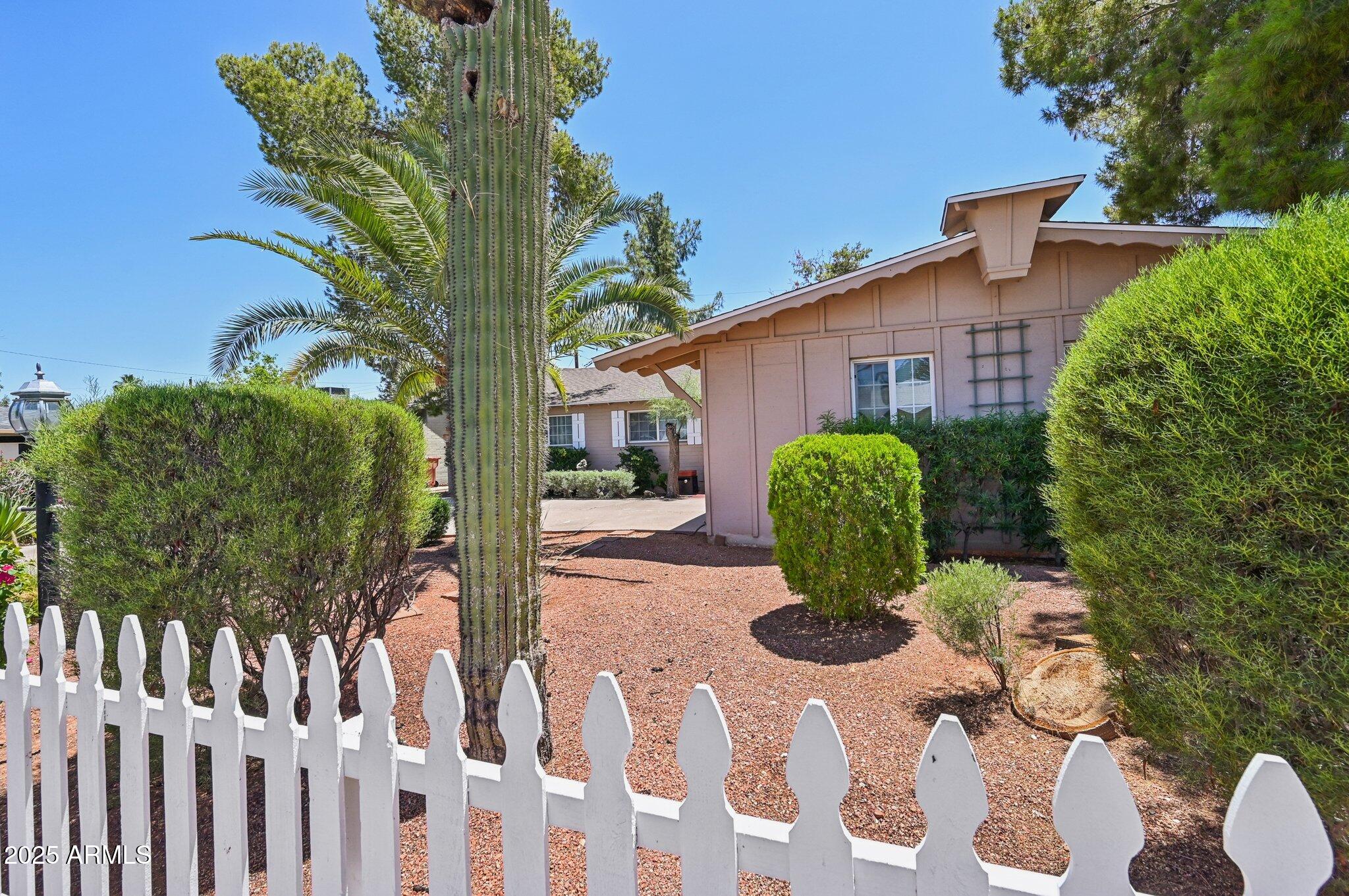 8637 E SOLANO Drive