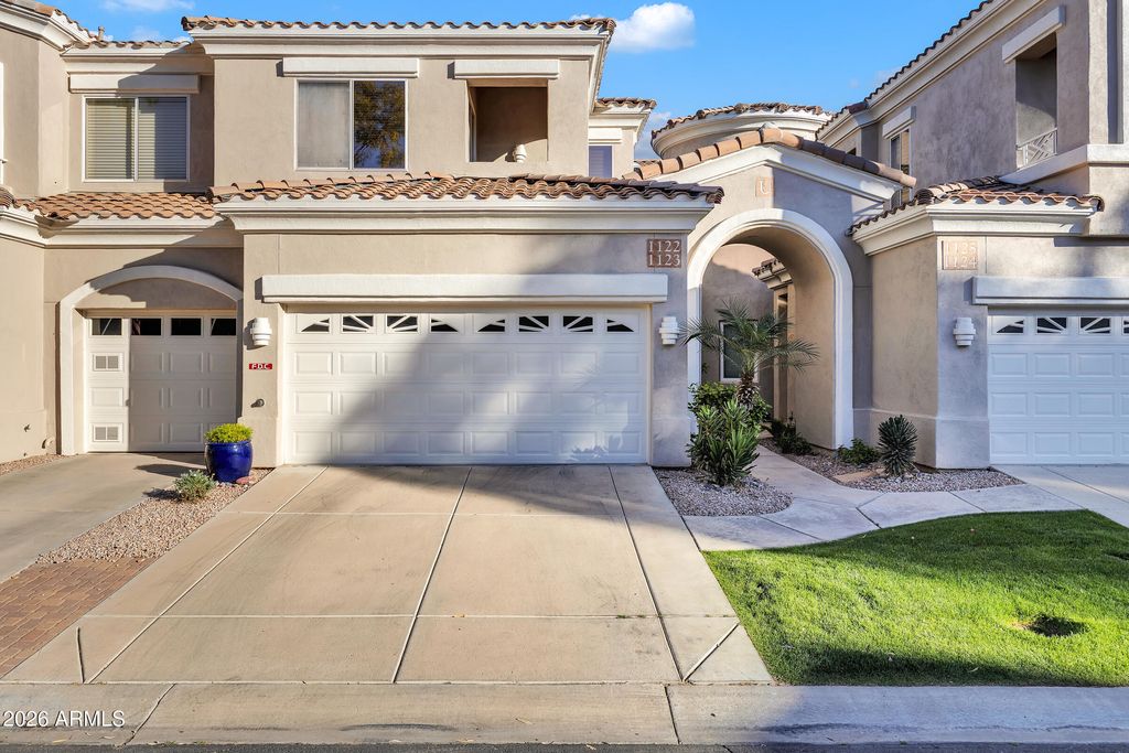 Photo of 3800 S Cantabria Circle #1122, Chandler, AZ 85248 (MLS # 6997519)