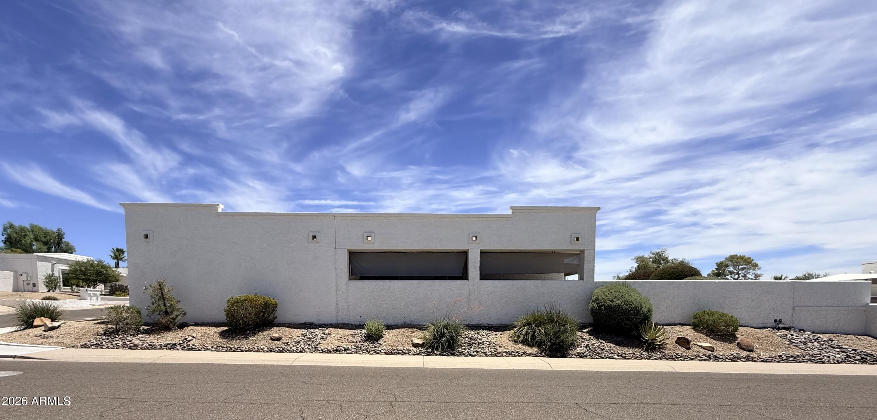 1301 E Rowlands Lane