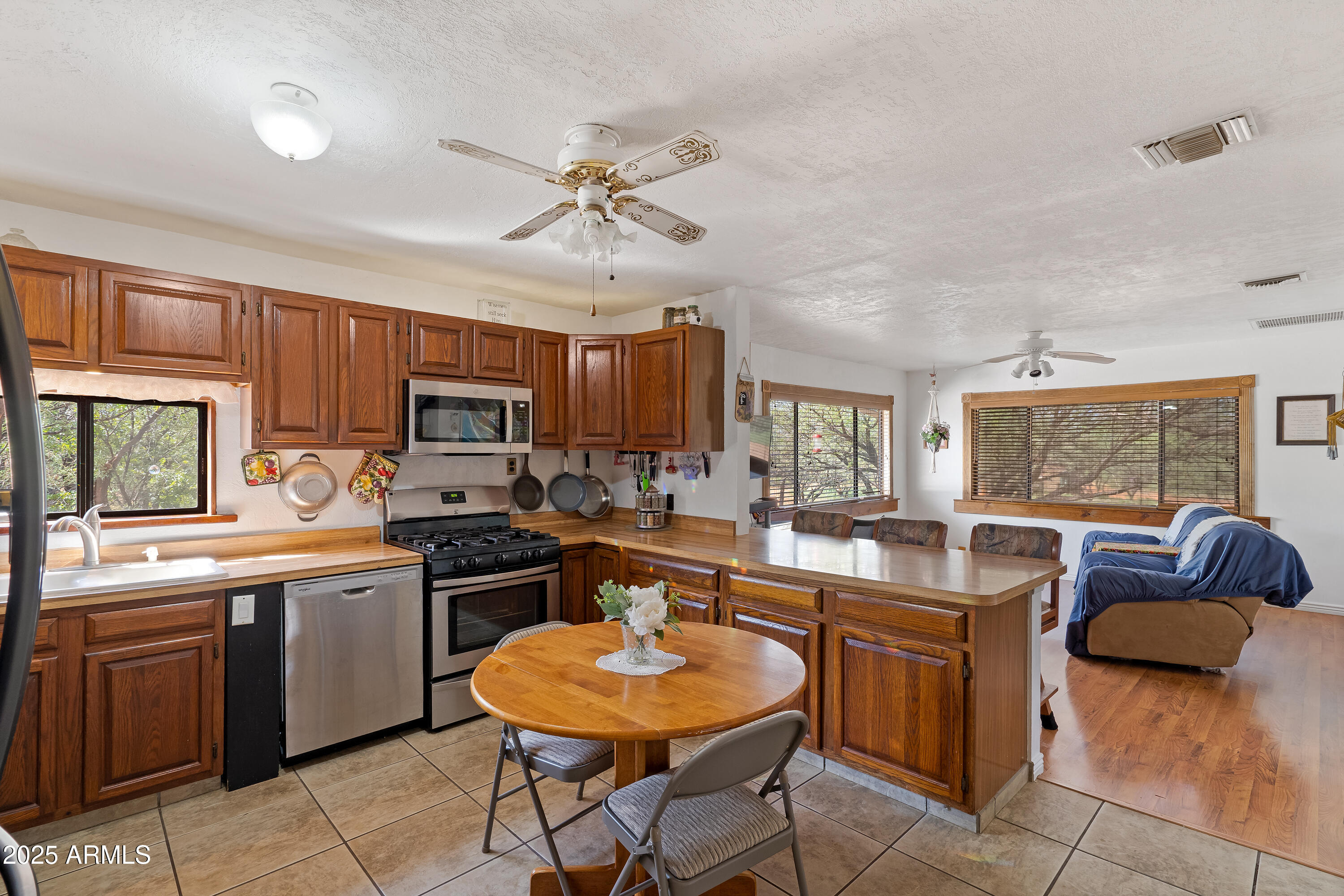 GREATER SAN PEDRO RANCHES - Residential