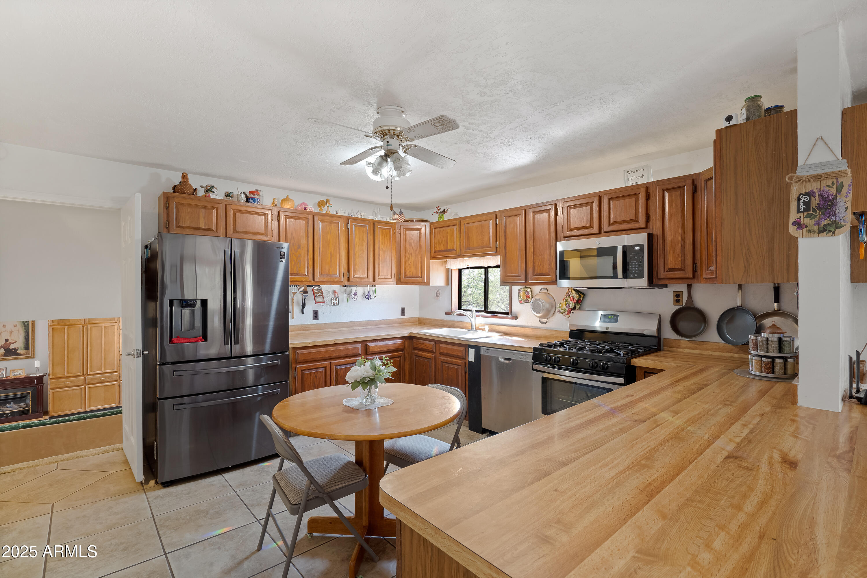 GREATER SAN PEDRO RANCHES - Residential