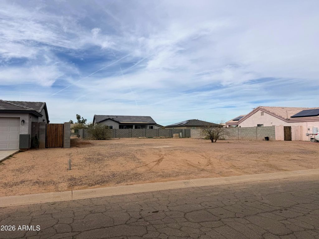 Photo of 14932 S Redondo Road #5675, Arizona City, AZ 85123 (MLS # 6962779)