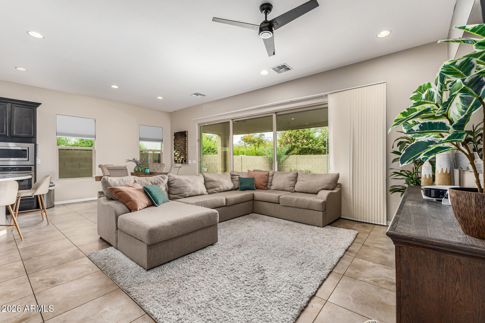 3840 E WISTERIA Drive