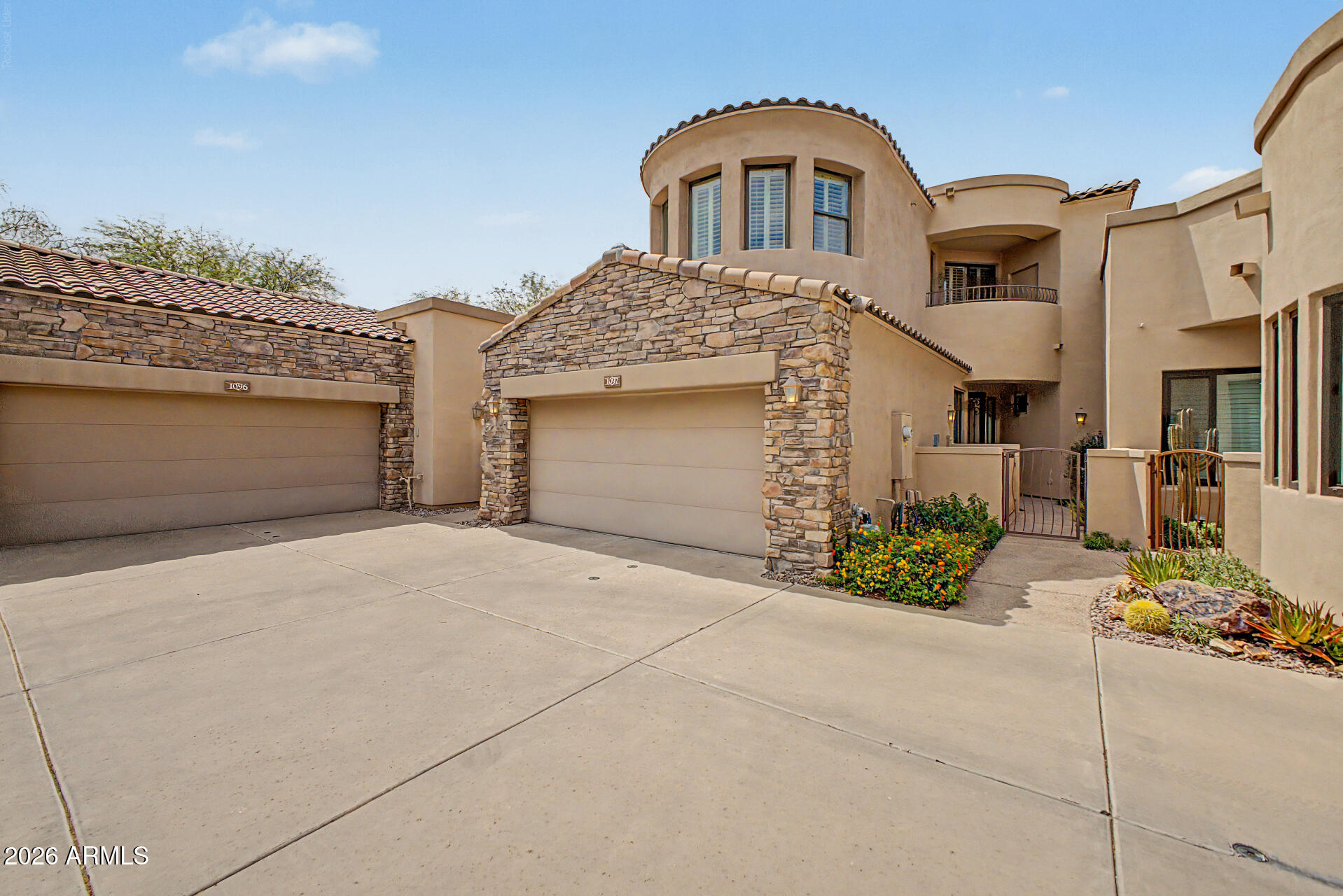 7445 E EAGLE CREST Drive 1097