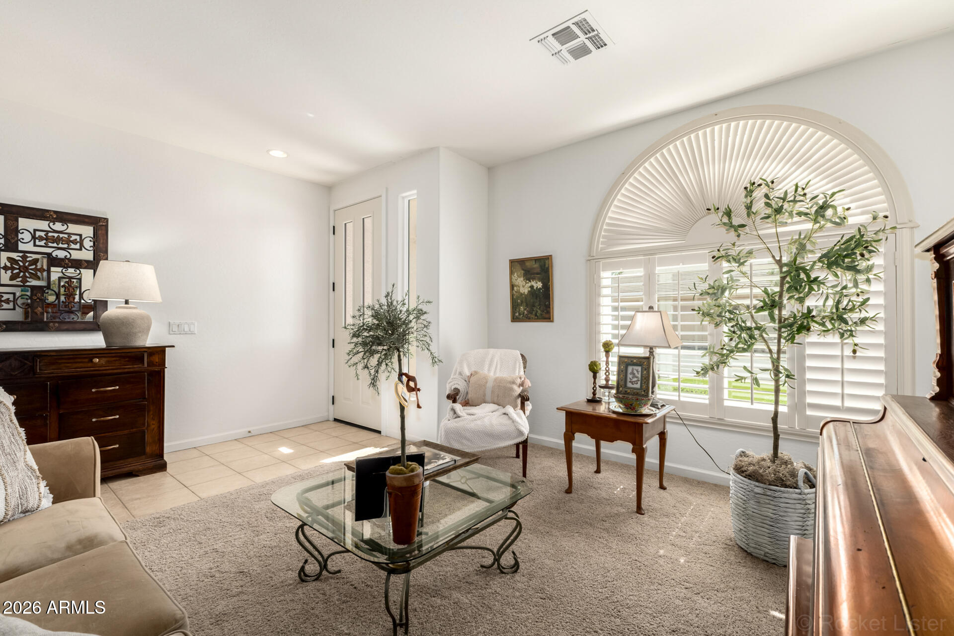 2612 E TORREY PINES Lane