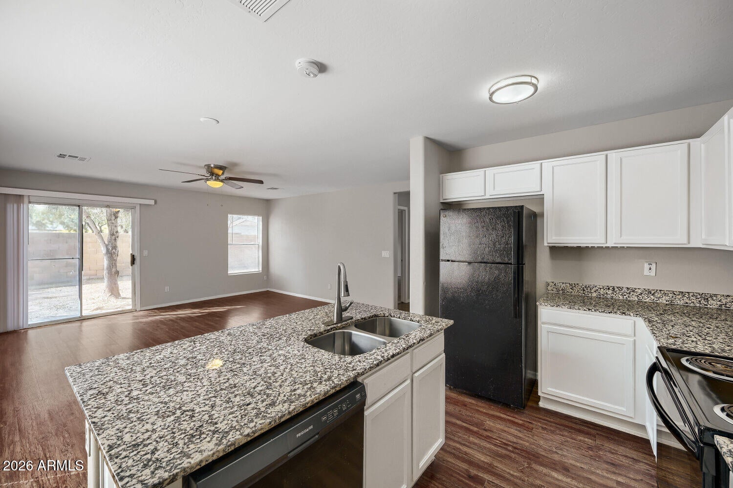 2895 E MINERAL PARK Road