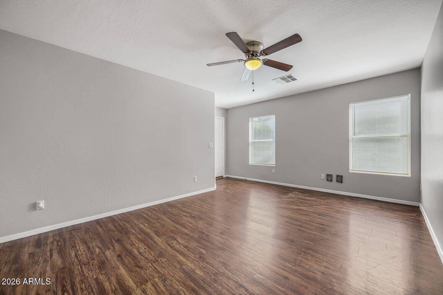 2895 E MINERAL PARK Road