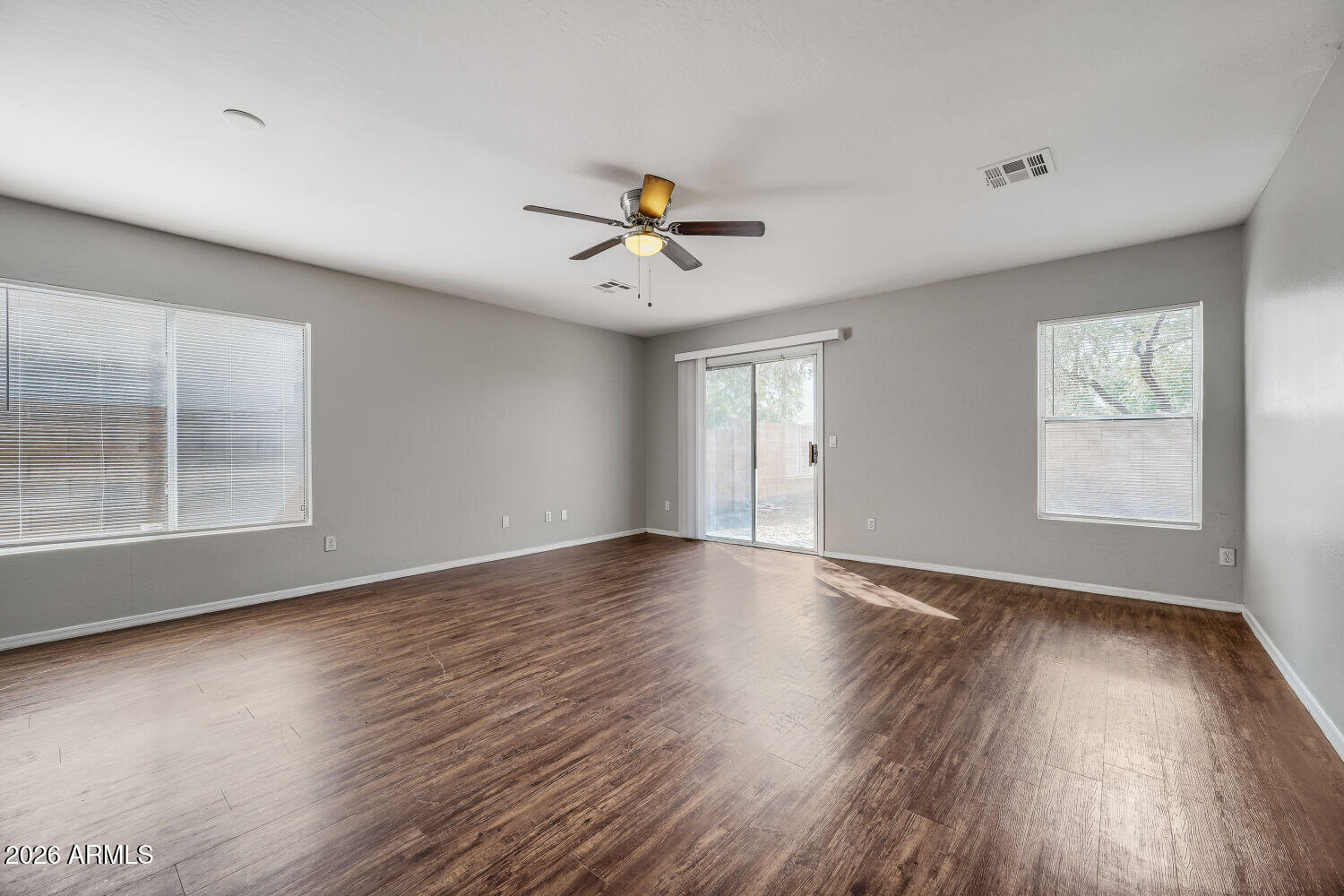 2895 E MINERAL PARK Road